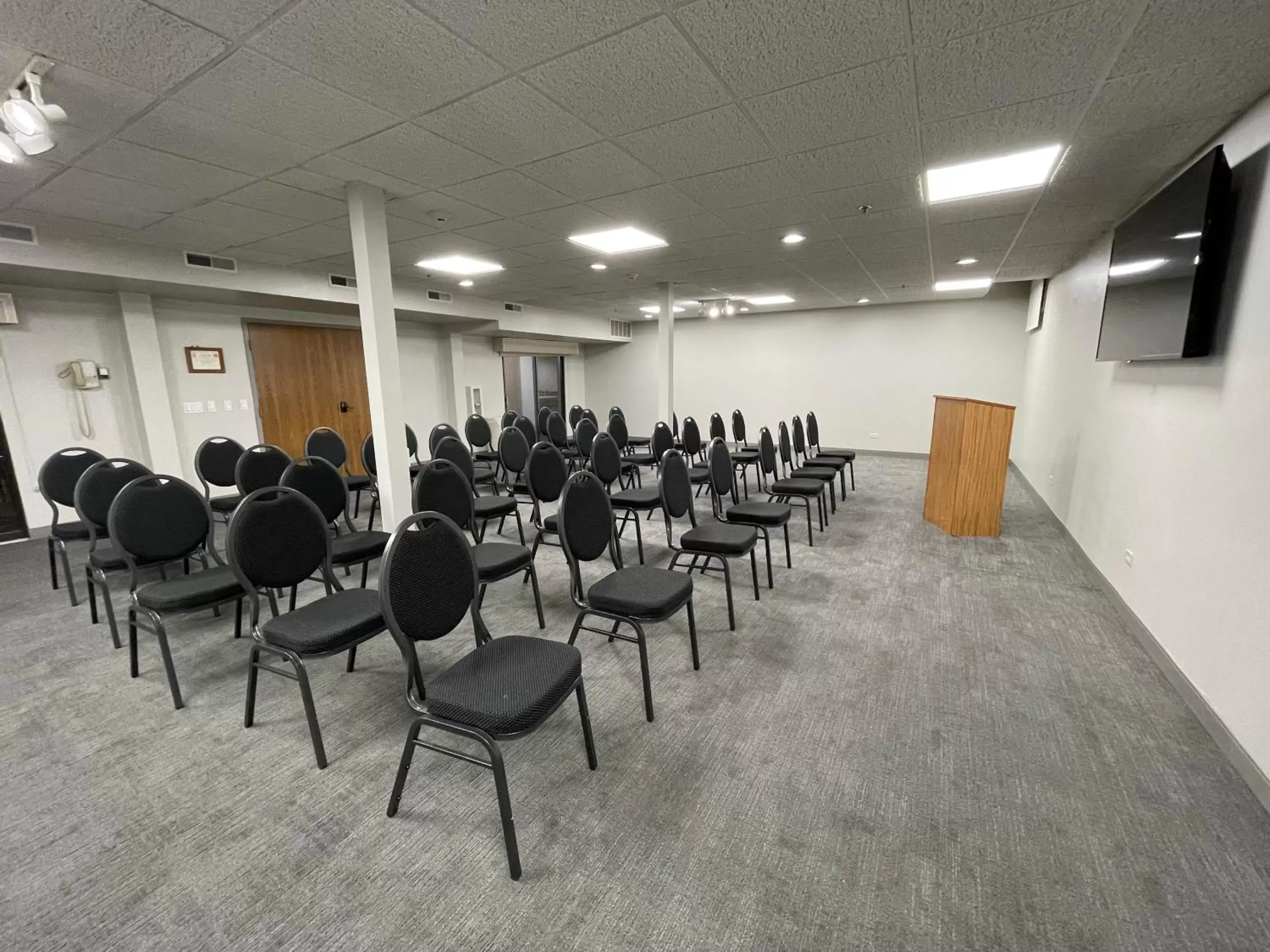 Meeting/conference room in Comfort Inn & Suites Mundelein-Vernon Hills
