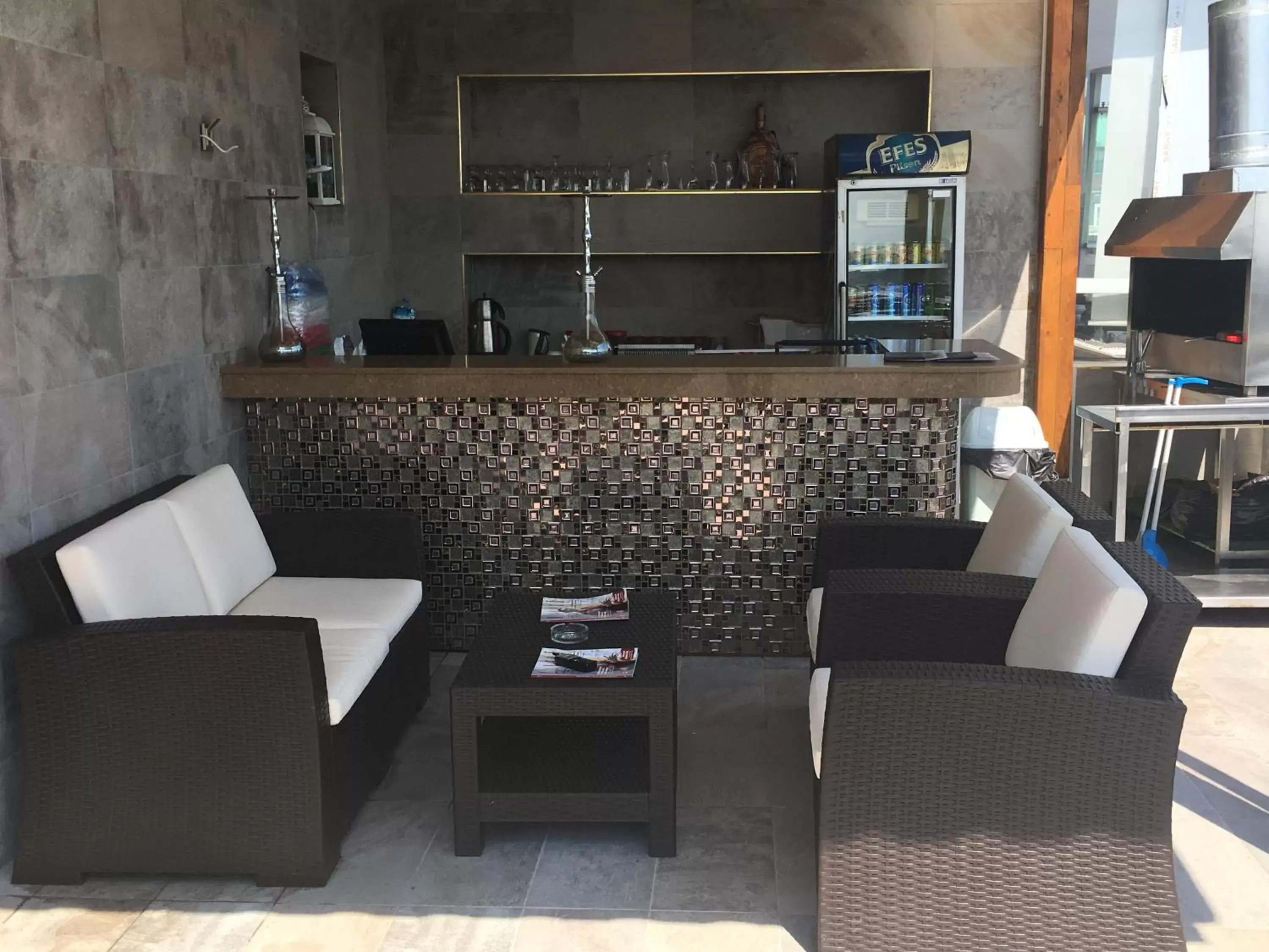TV and multimedia, Lounge/Bar in Laleli Gonen Hotel
