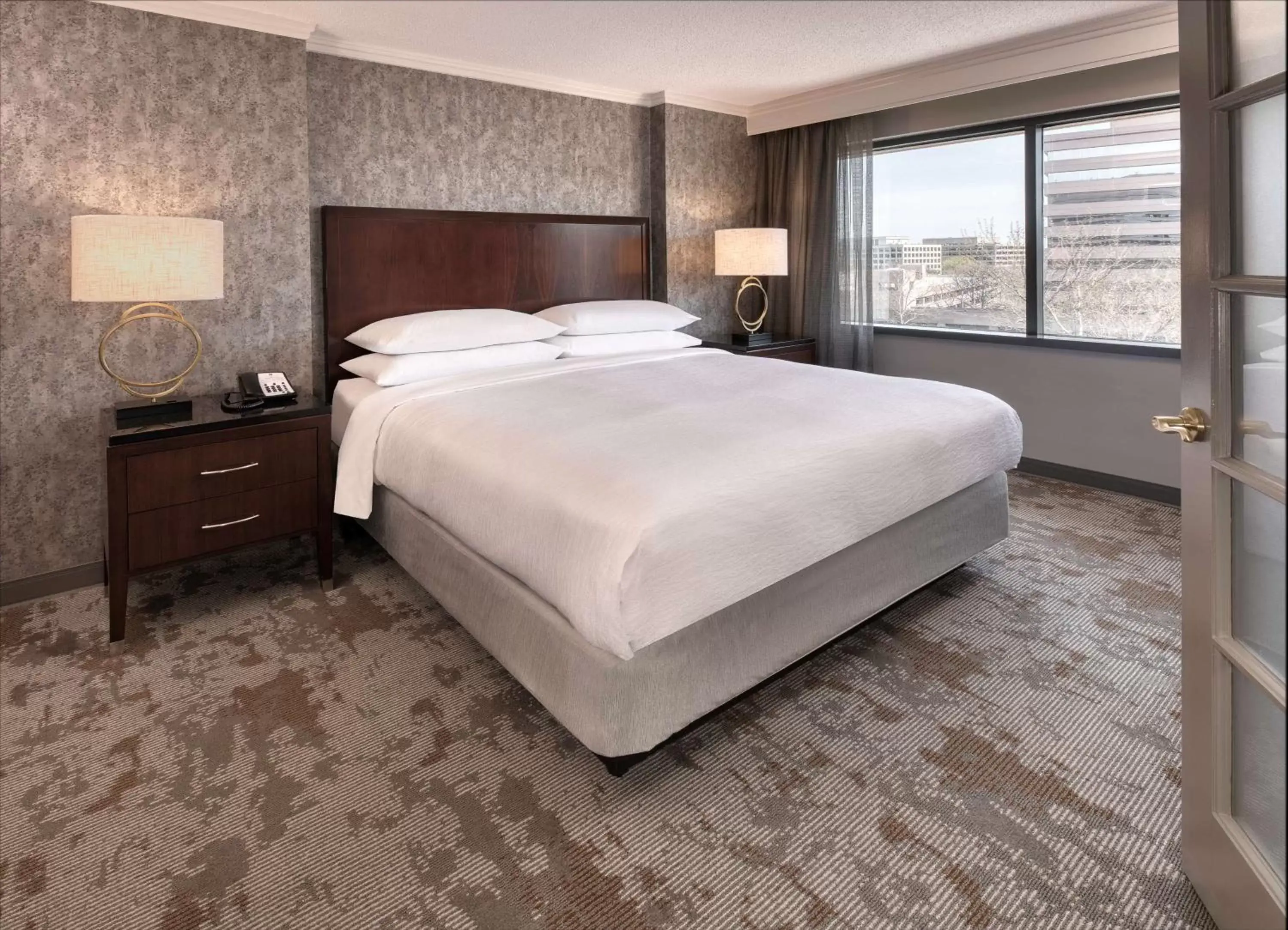 Bed in Embassy Suites by Hilton Bethesda Washington DC