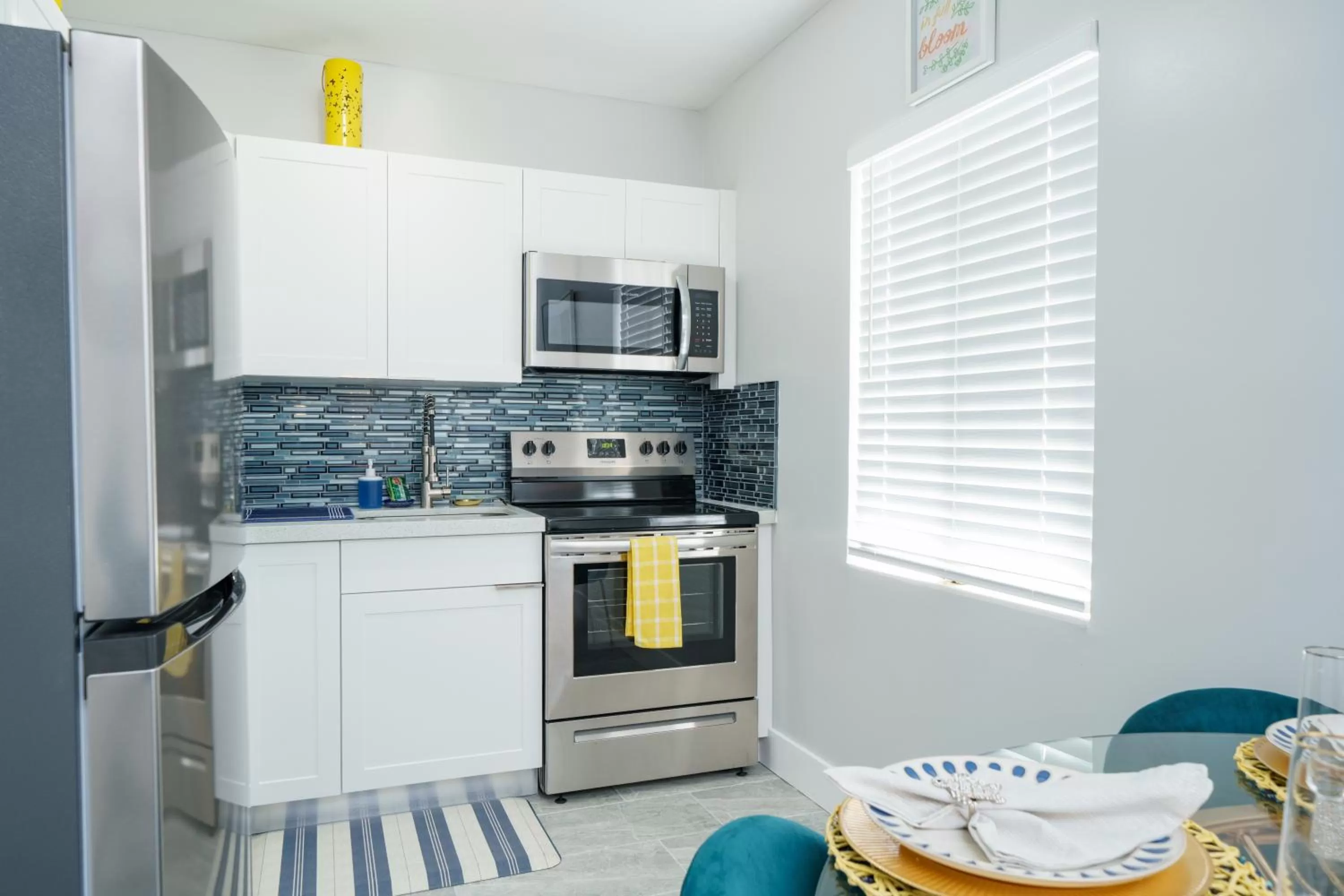 Kitchen or kitchenette in The Surf Hollywood Beach