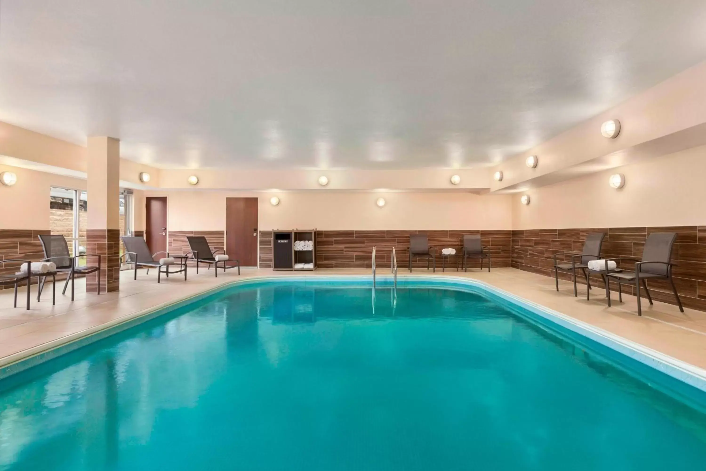 Swimming Pool in Fairfield Inn & Suites Houston Humble