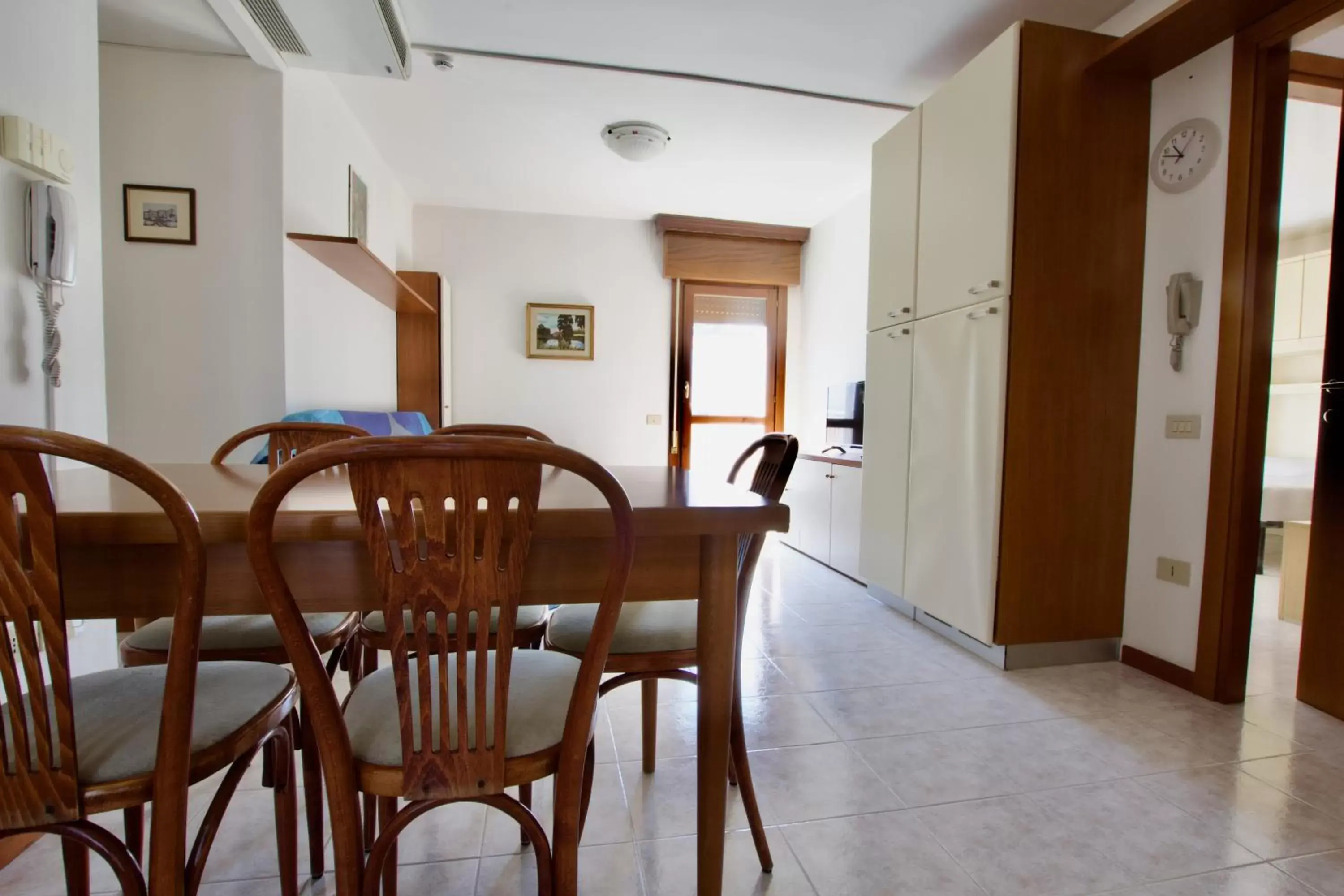 Dining Area in Residence Madrid