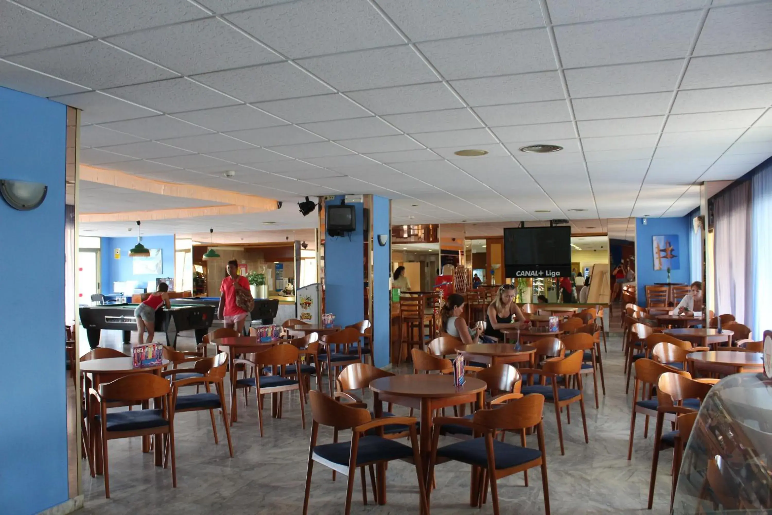 Lounge or bar, Restaurant/Places to Eat in Hotel Esplendid