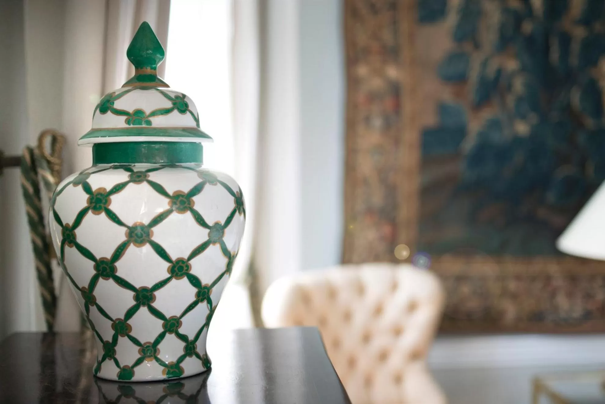 Decorative detail in Vittoria - house of charme