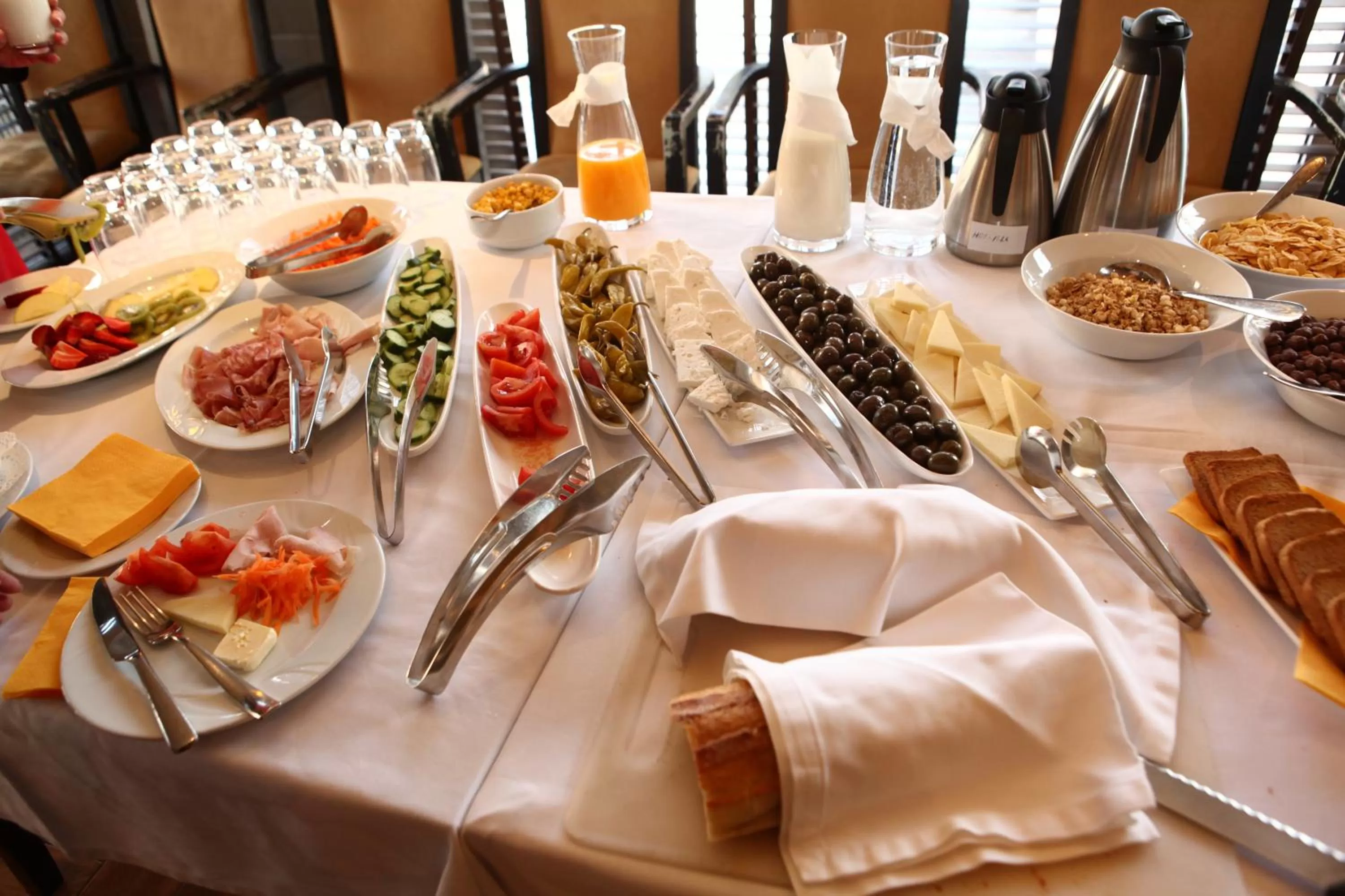 Breakfast in Petit Hotel Elita