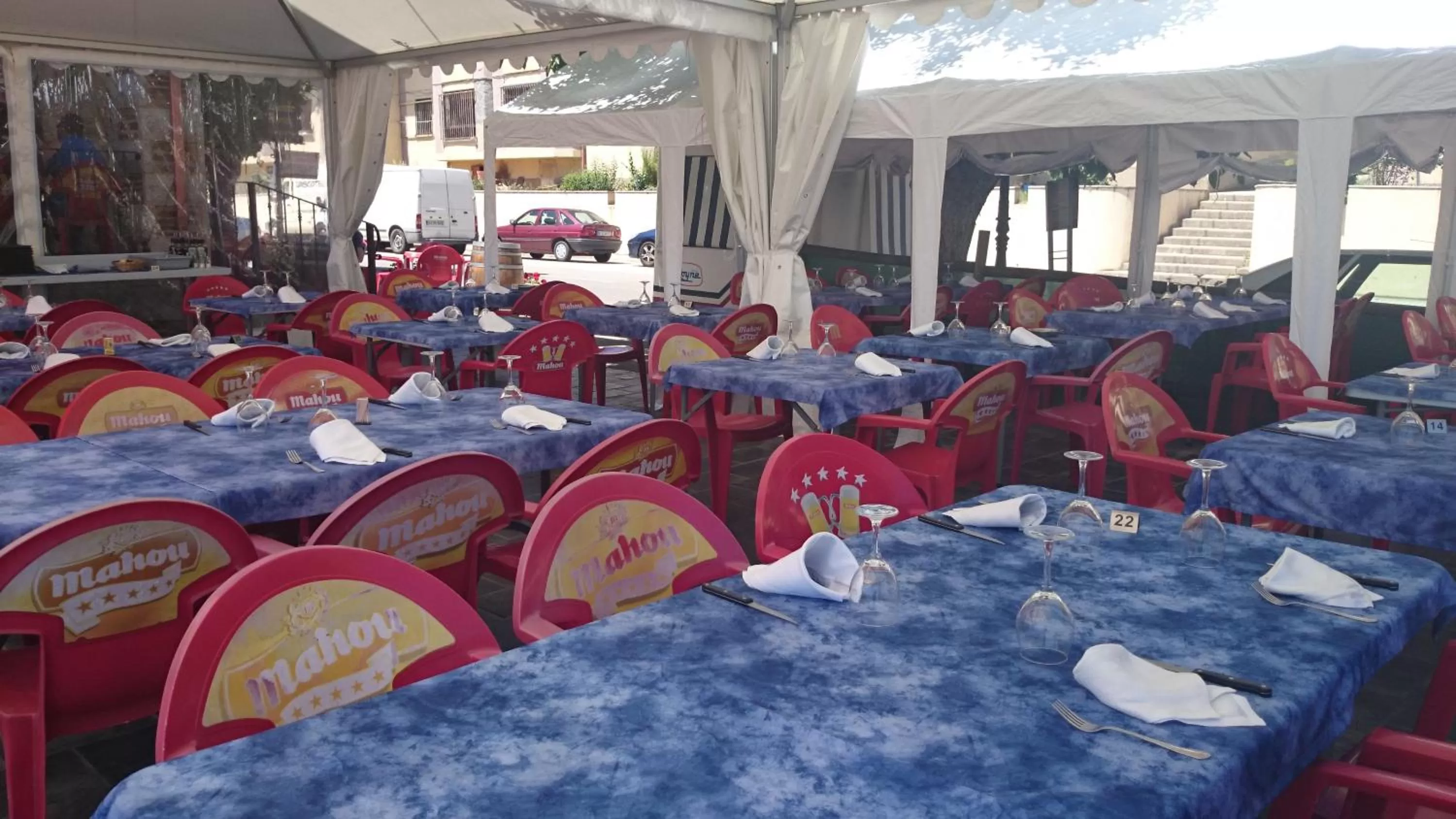 Restaurant/places to eat in Tierra De Lobos