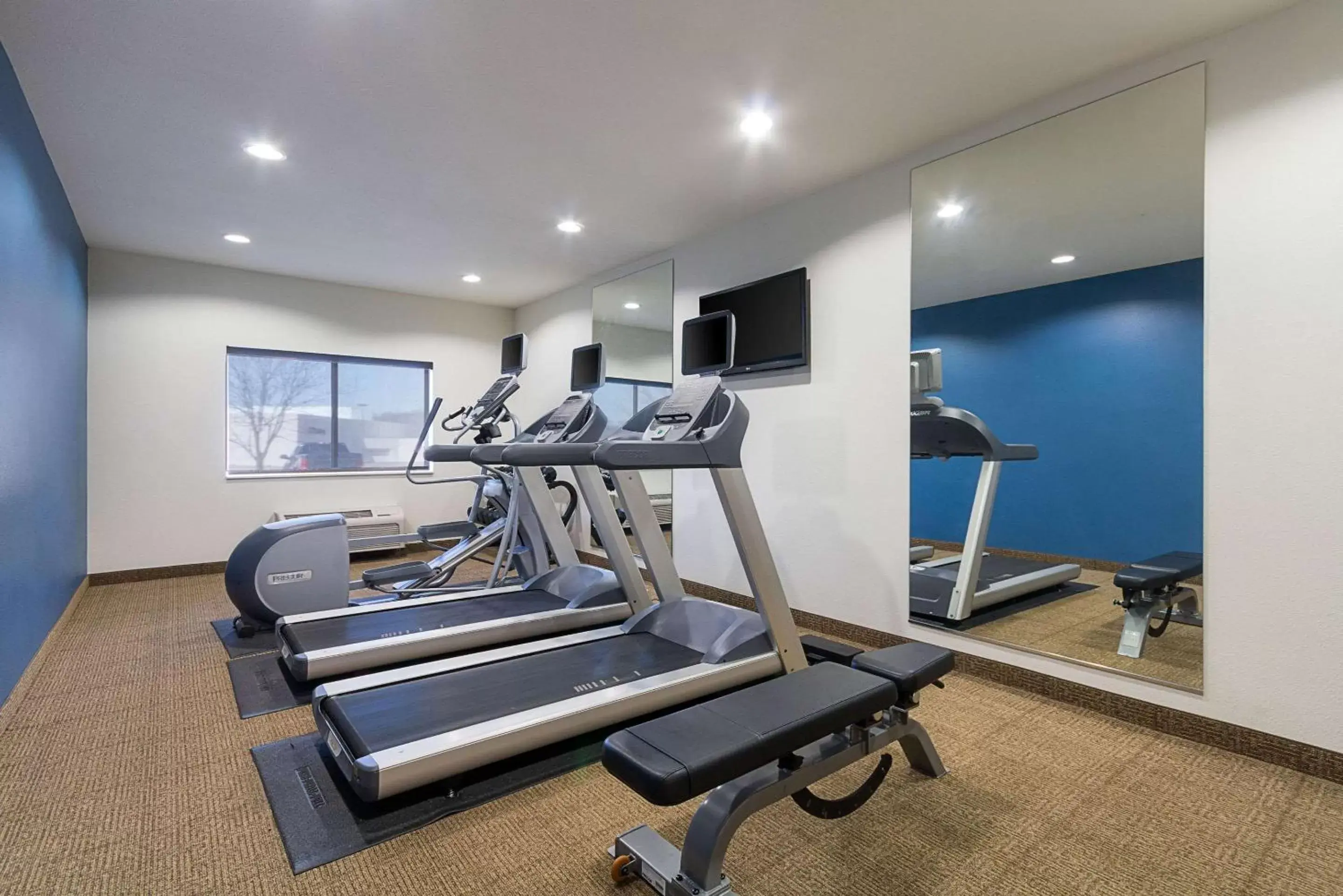 Fitness centre/facilities, Fitness Center/Facilities in Comfort Inn Barboursville near Huntington Mall area