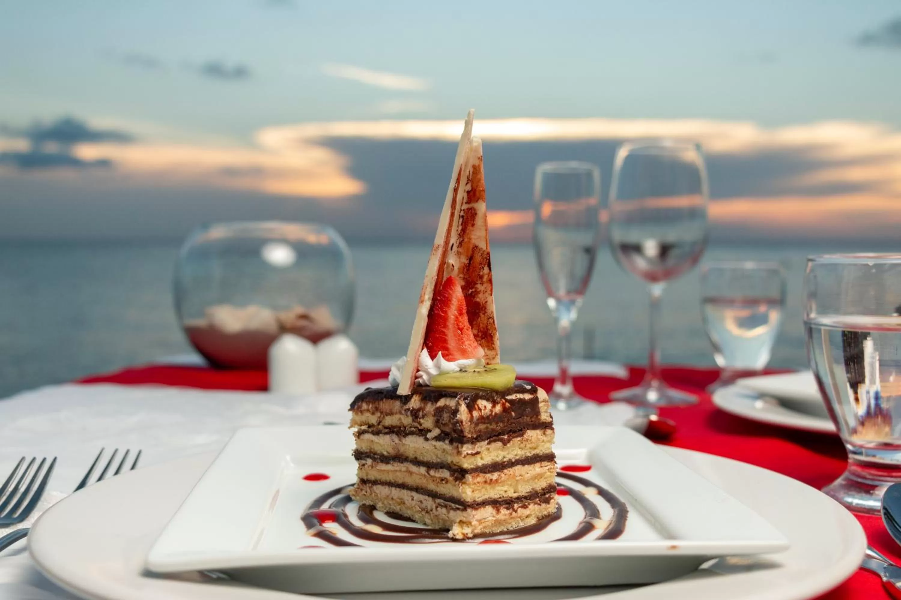 Food and drinks in Cozumel Hotel & Resort Trademark Collection by Wyndham