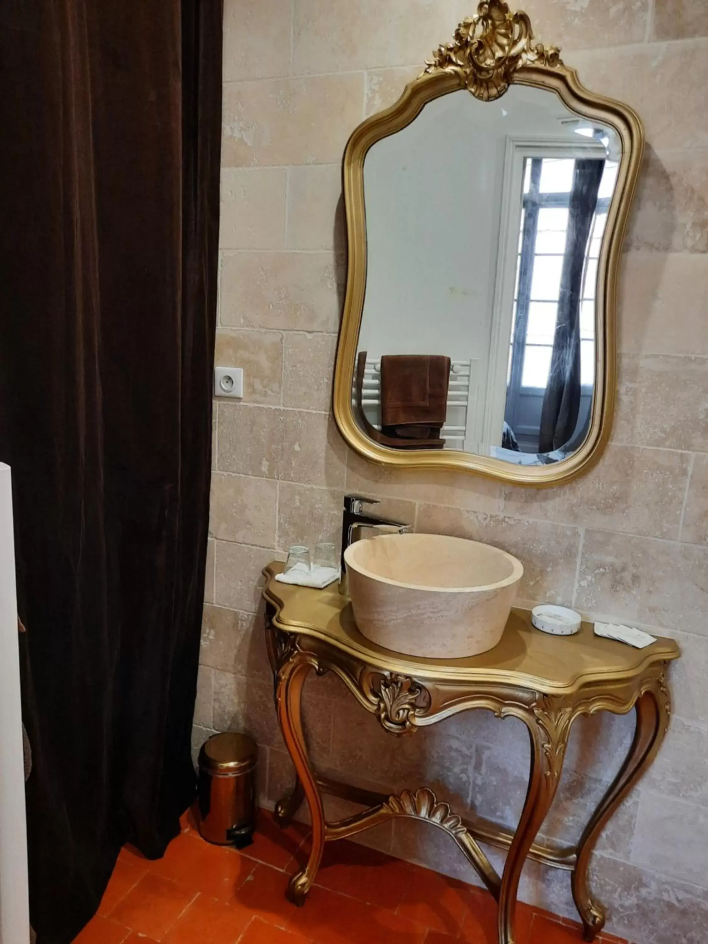 Bathroom in Chambres d'hôtes Belle Vigneronne