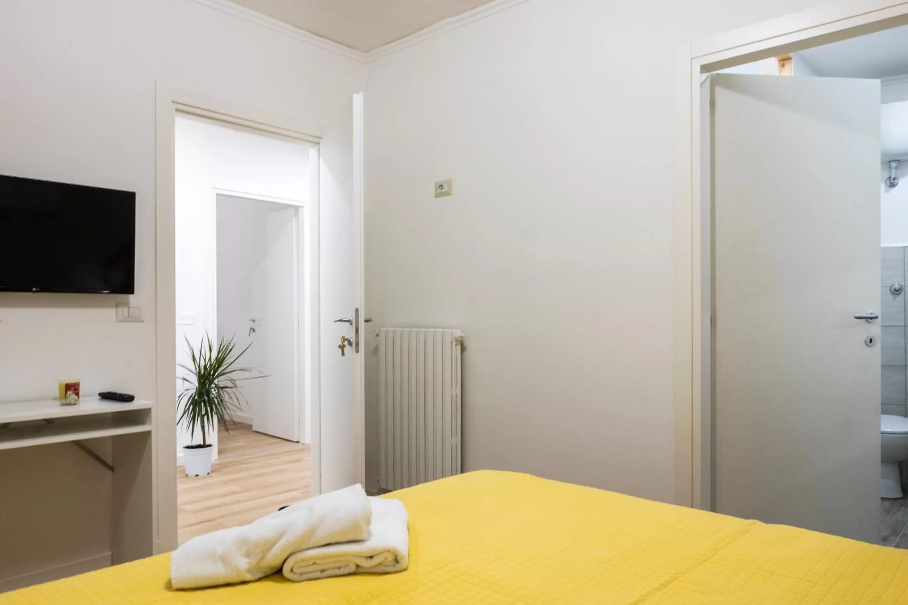 Bedroom, Bed in AdAstra b&b