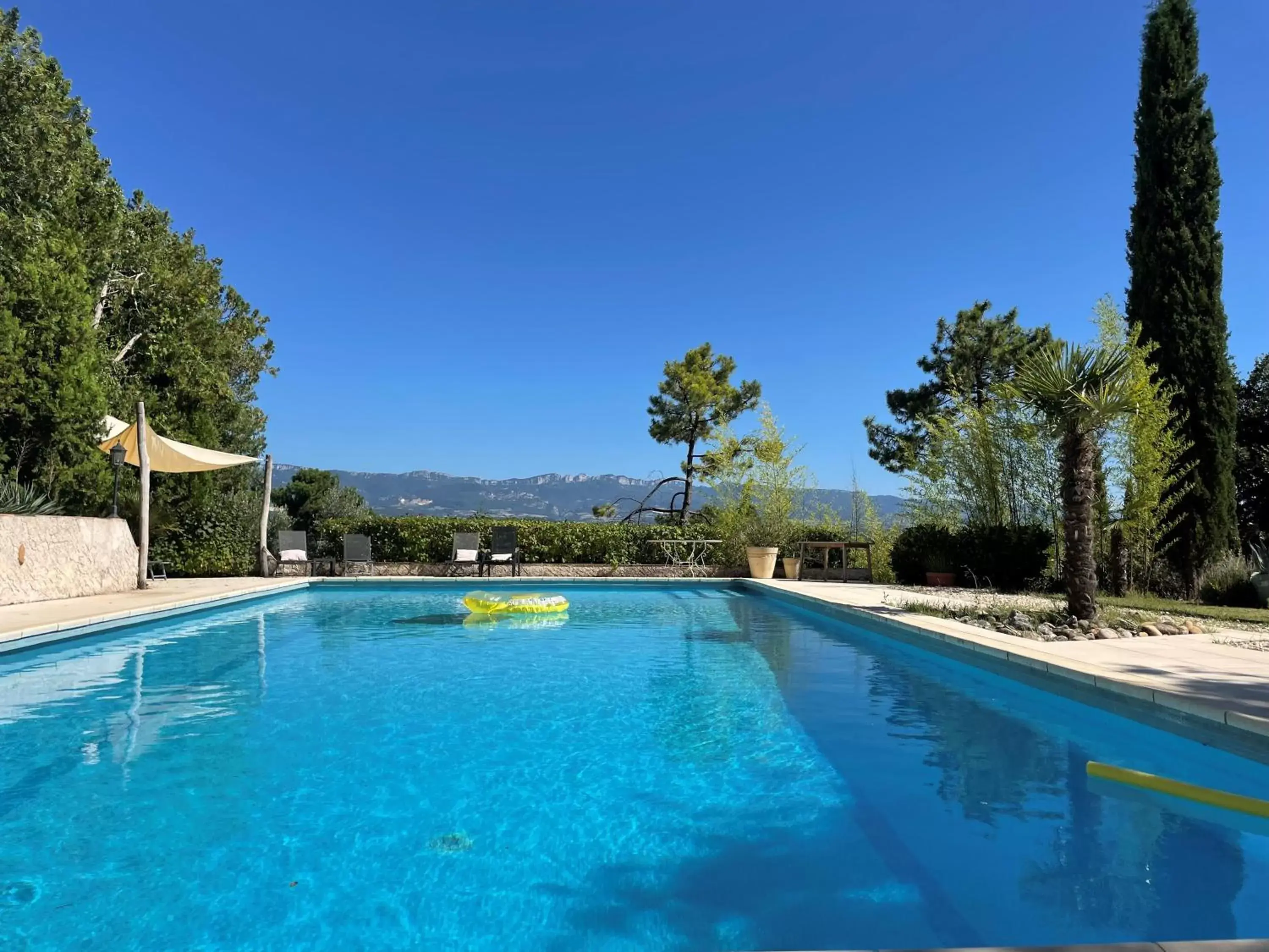 Swimming Pool in La Sauveterre