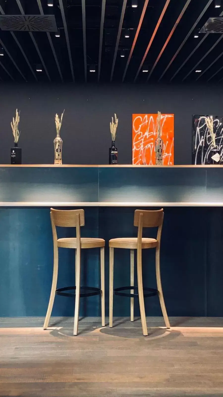 Lounge or bar in ART HOUSE Basel - Member of Design Hotels