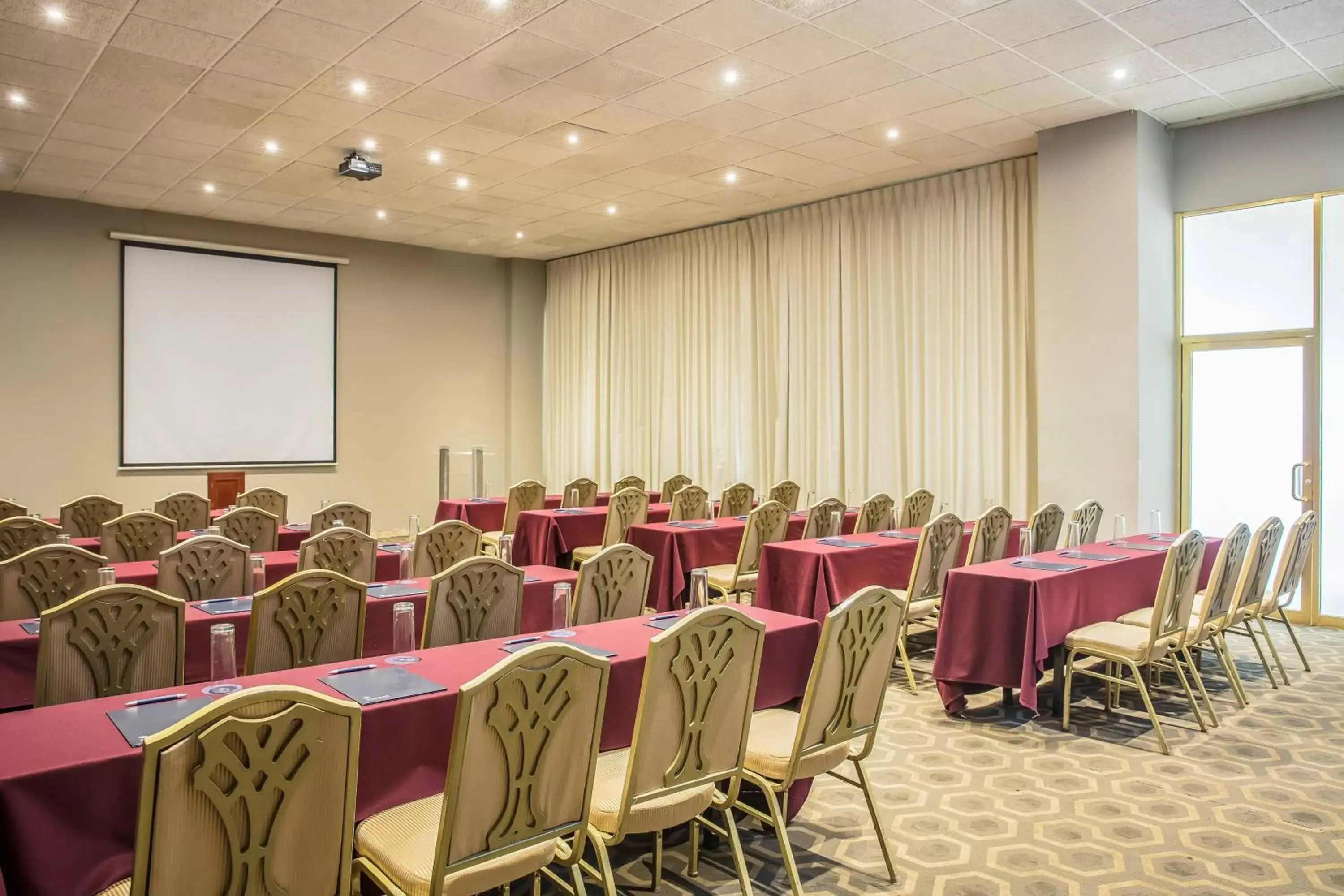 Meeting/conference room in Sheraton Chihuahua Soberano