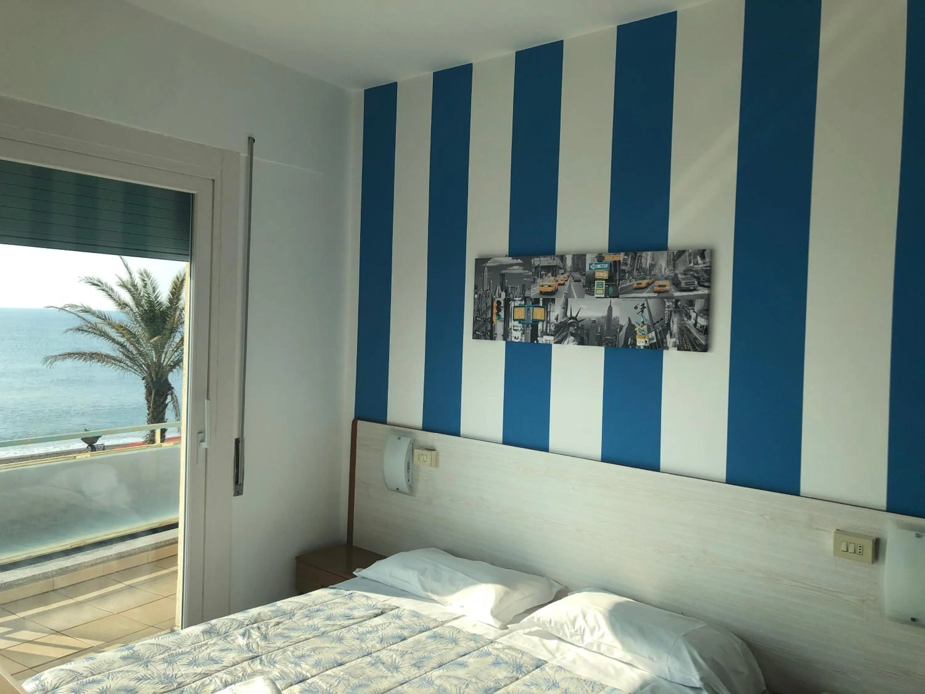 Sea view, Bed in Hotel Miramare