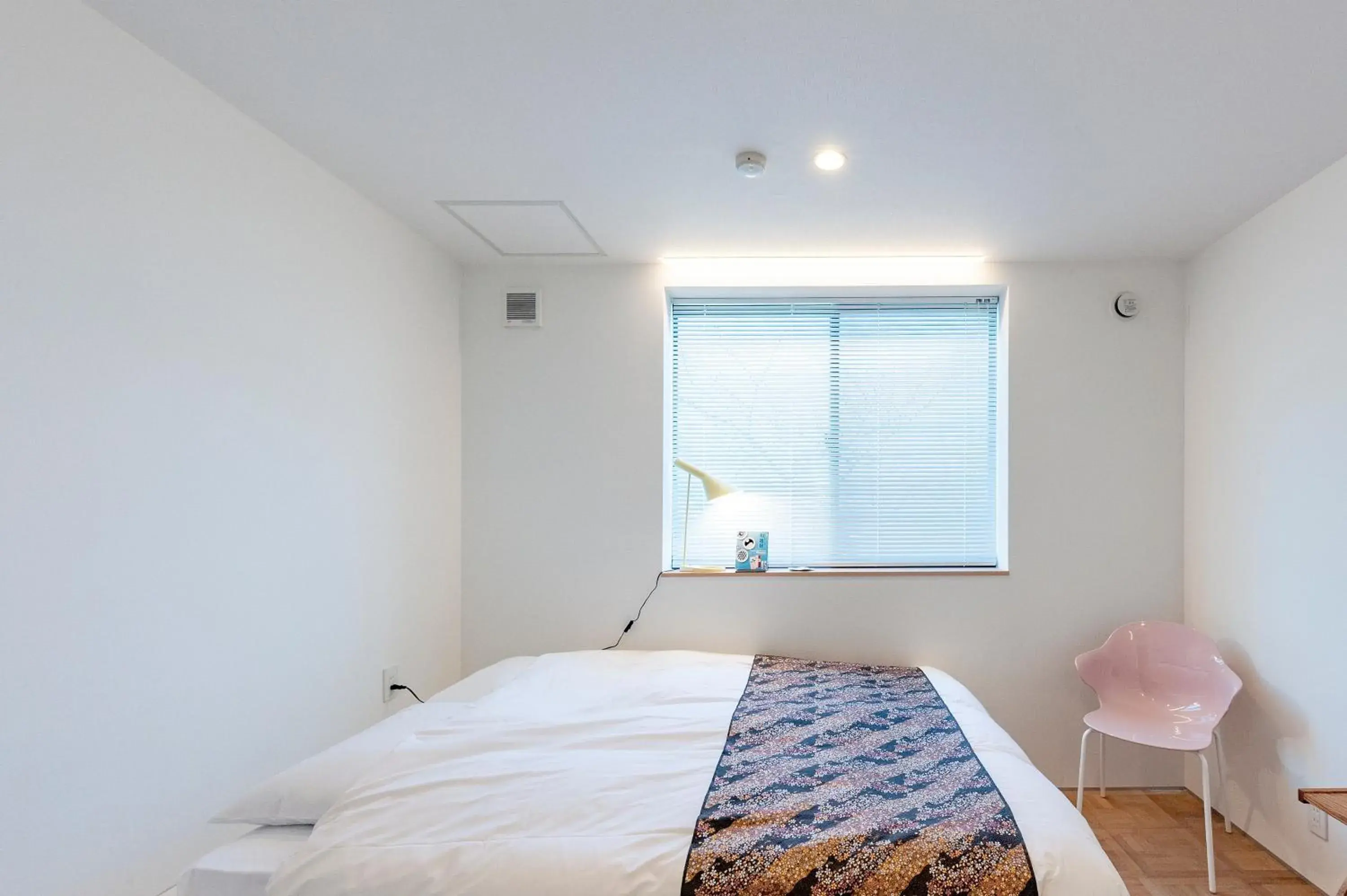 Bed in plat hostel keikyu haneda home