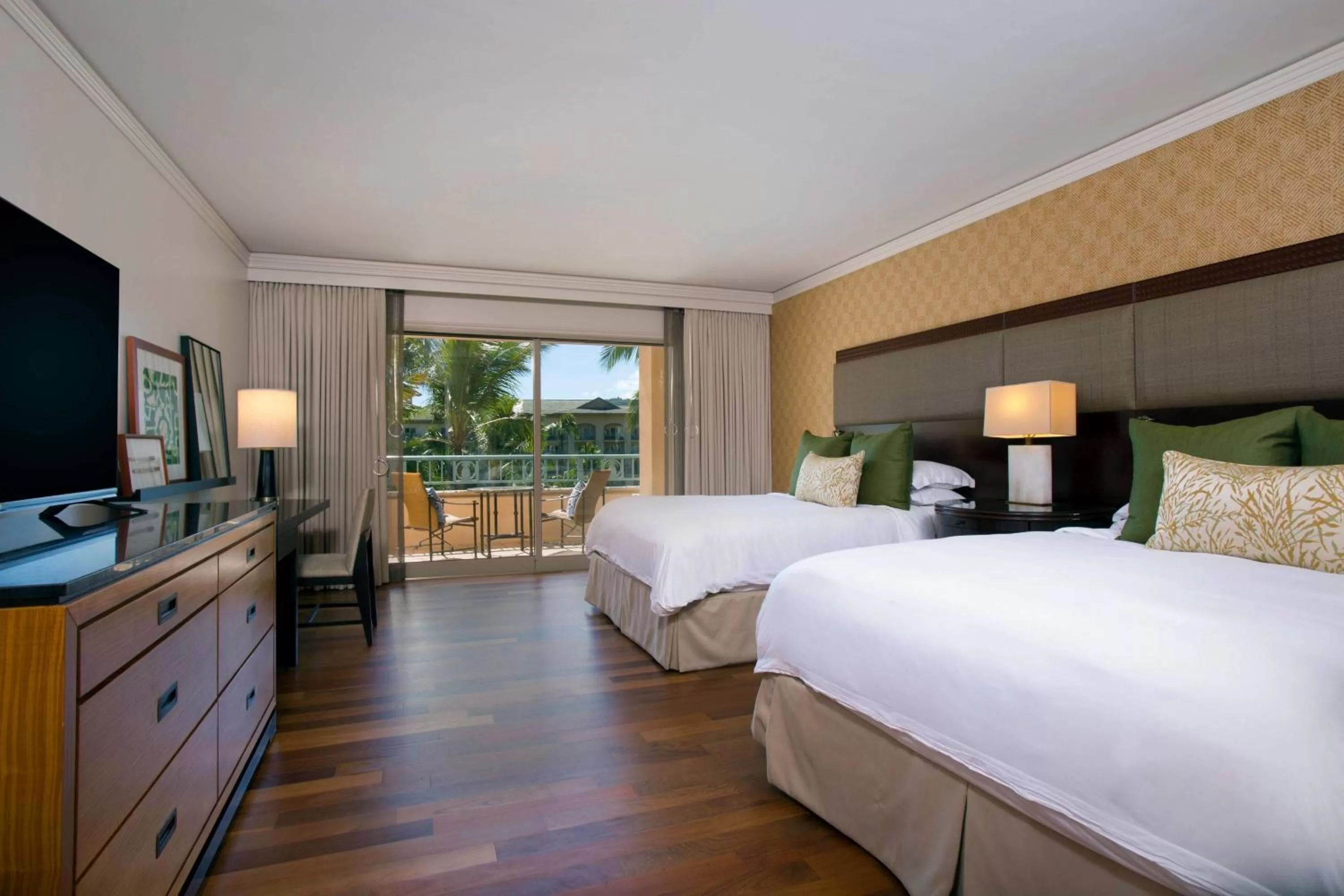 Photo of the whole room, Bed in The Ritz-Carlton Maui, Kapalua