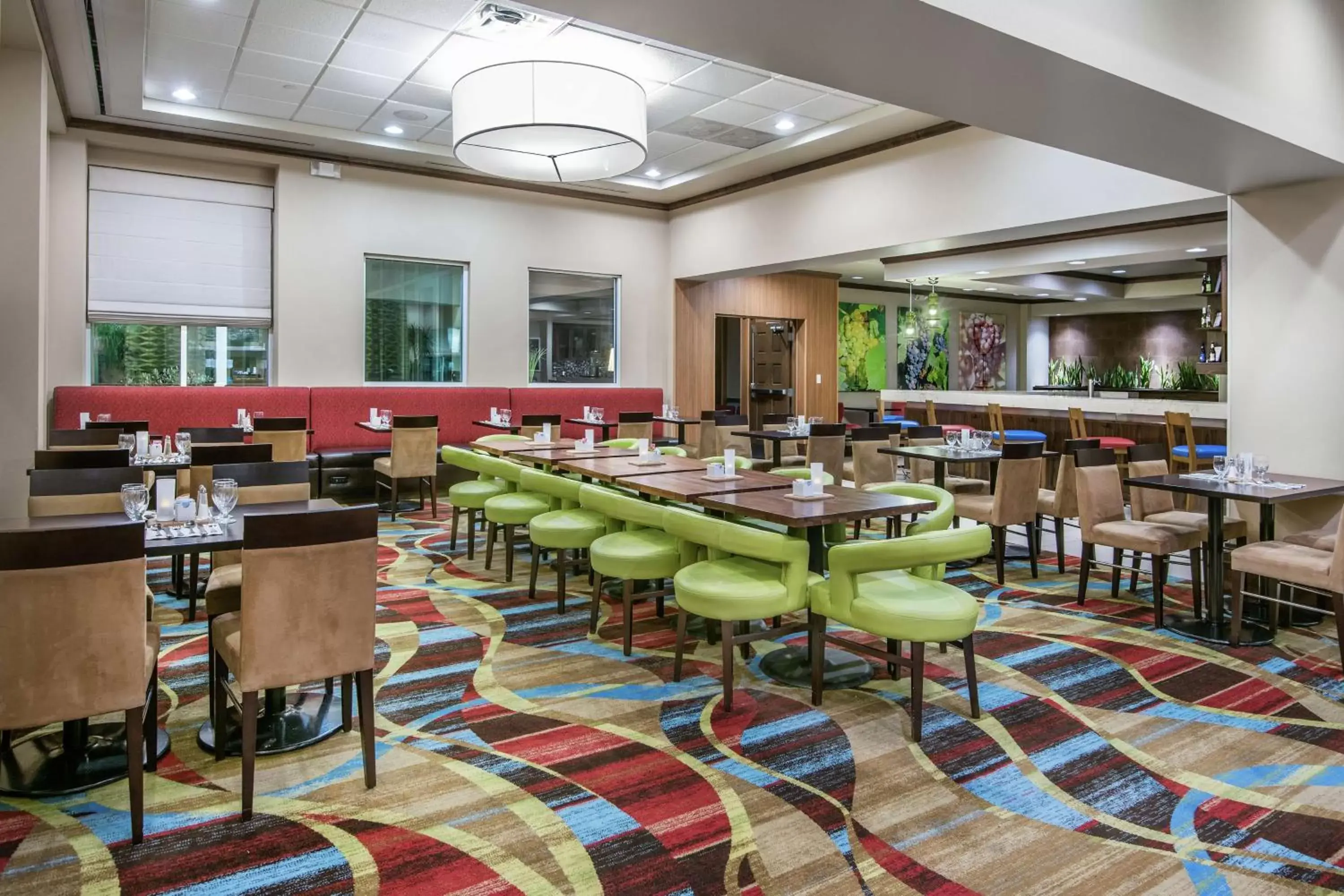 Dining area, Restaurant/Places to Eat in Hilton Garden Inn San Antonio/Rim Pass Drive