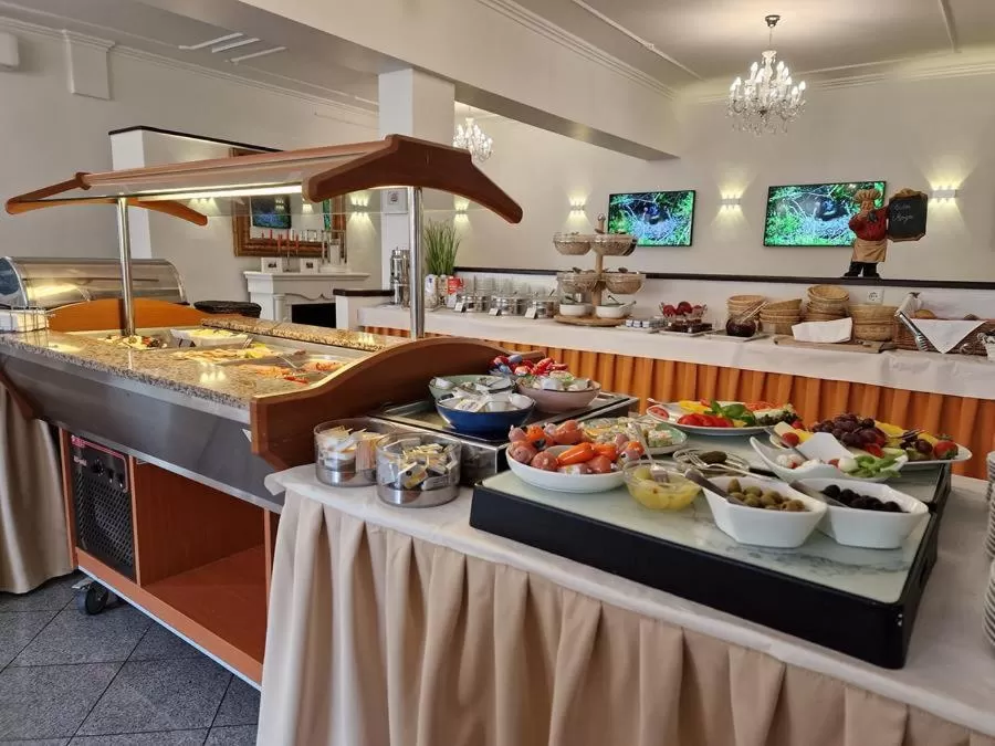 Food and drinks in artHOTEL Bremen