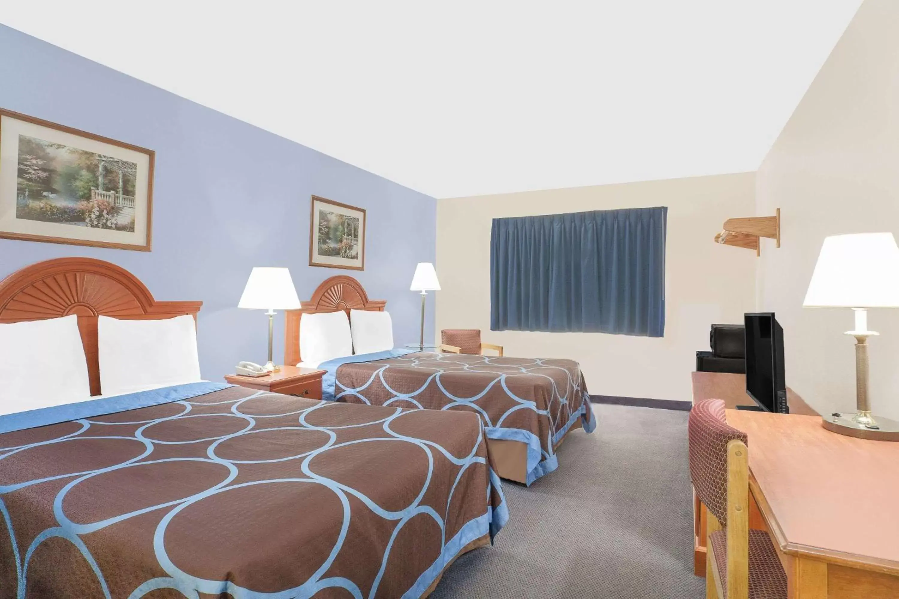 Photo of the whole room, Bed in Super 8 by Wyndham Middletown