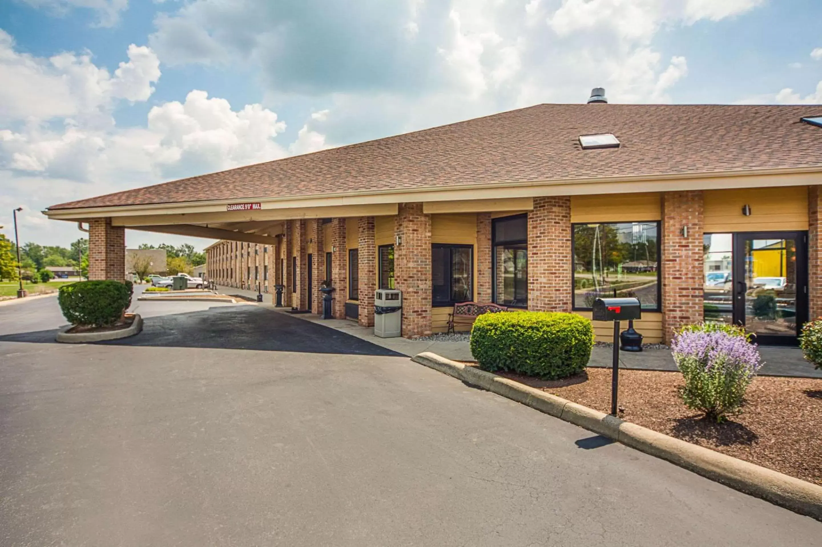 Property Building in Quality Inn Decatur near US-224