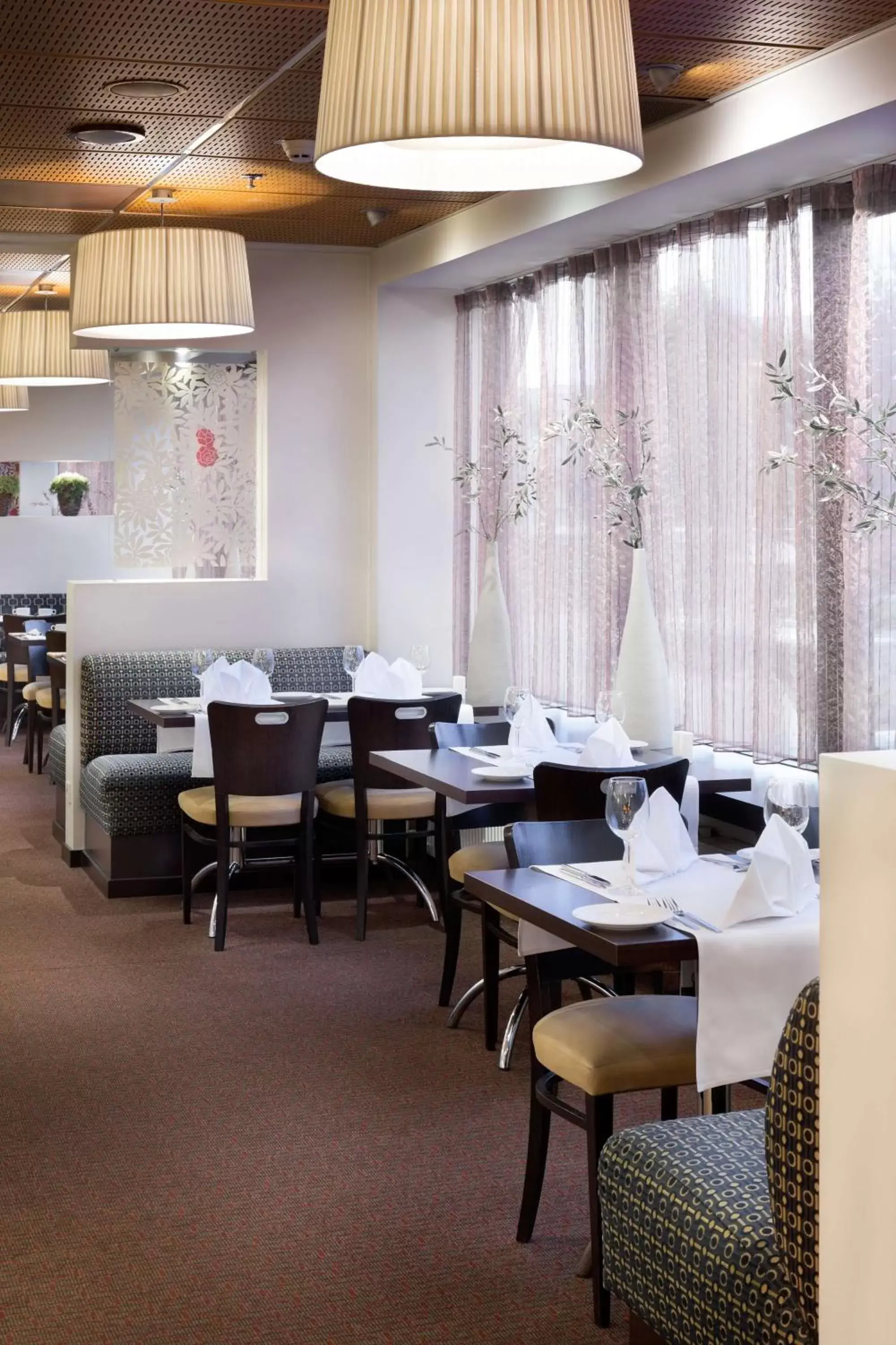 Restaurant/Places to Eat in Radisson Blu Hotel Olümpia