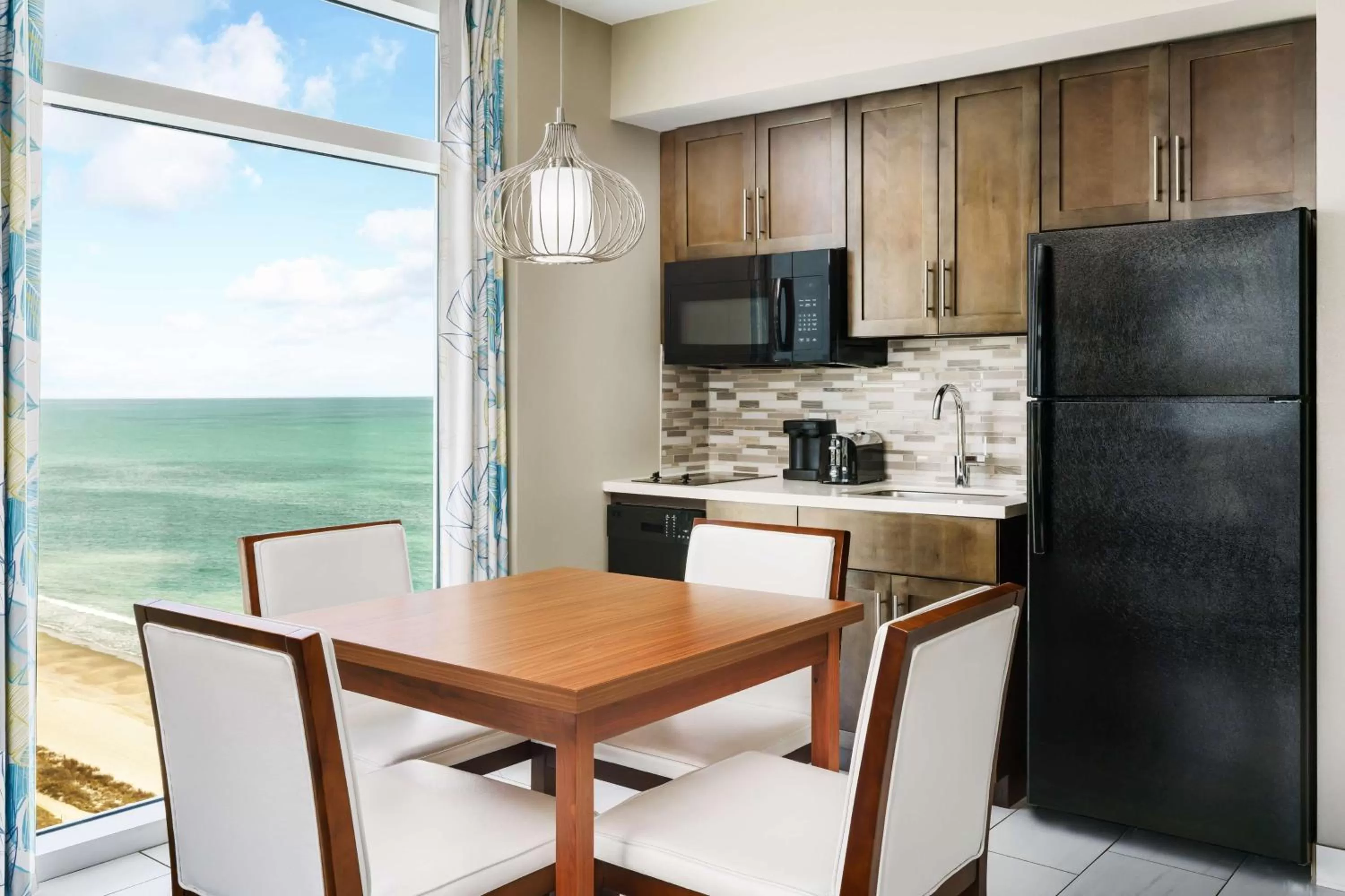 Coffee/tea facilities in Homewood Suites by Hilton Myrtle Beach Oceanfront