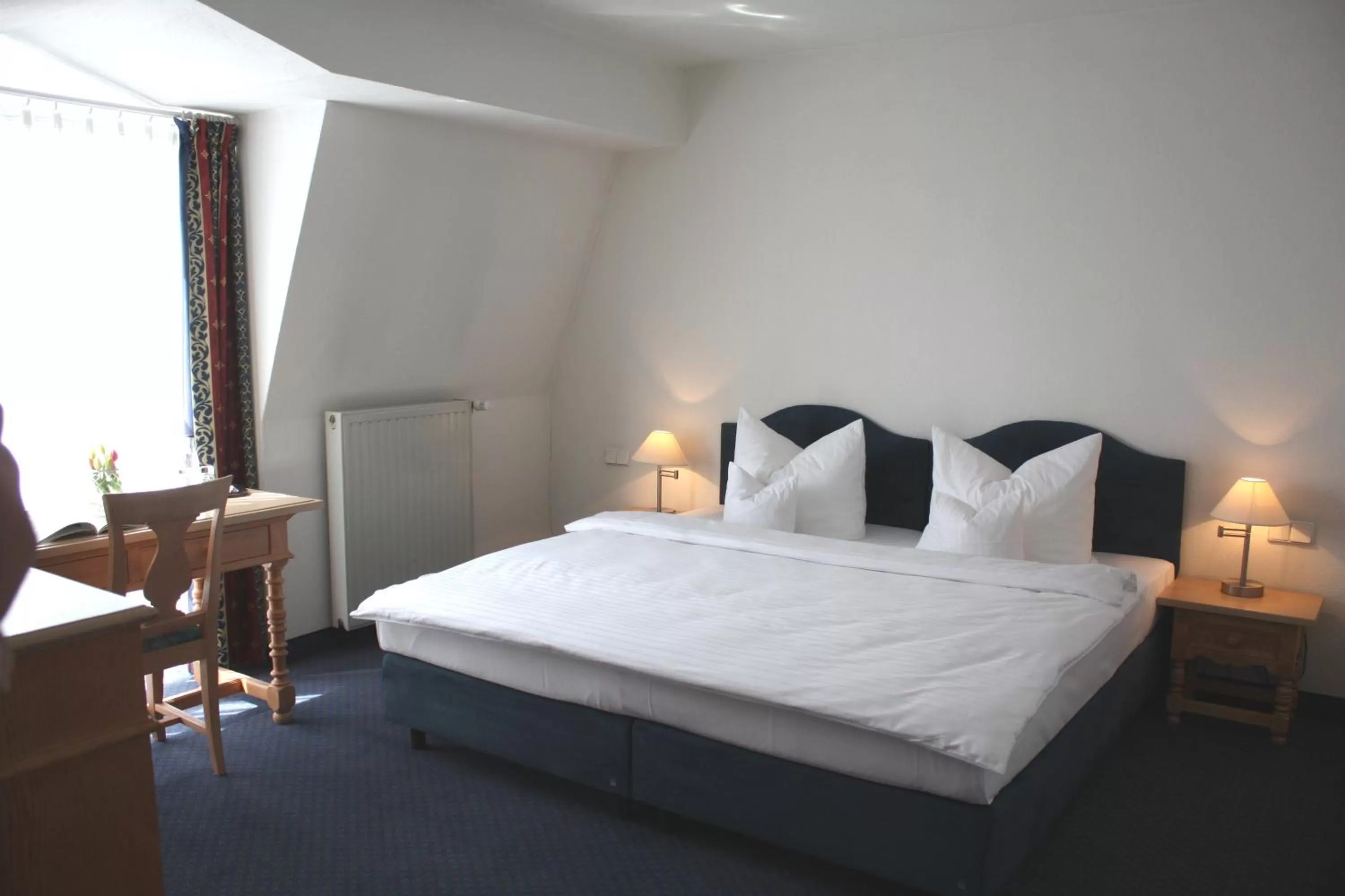 Bed in Hotel zur Post