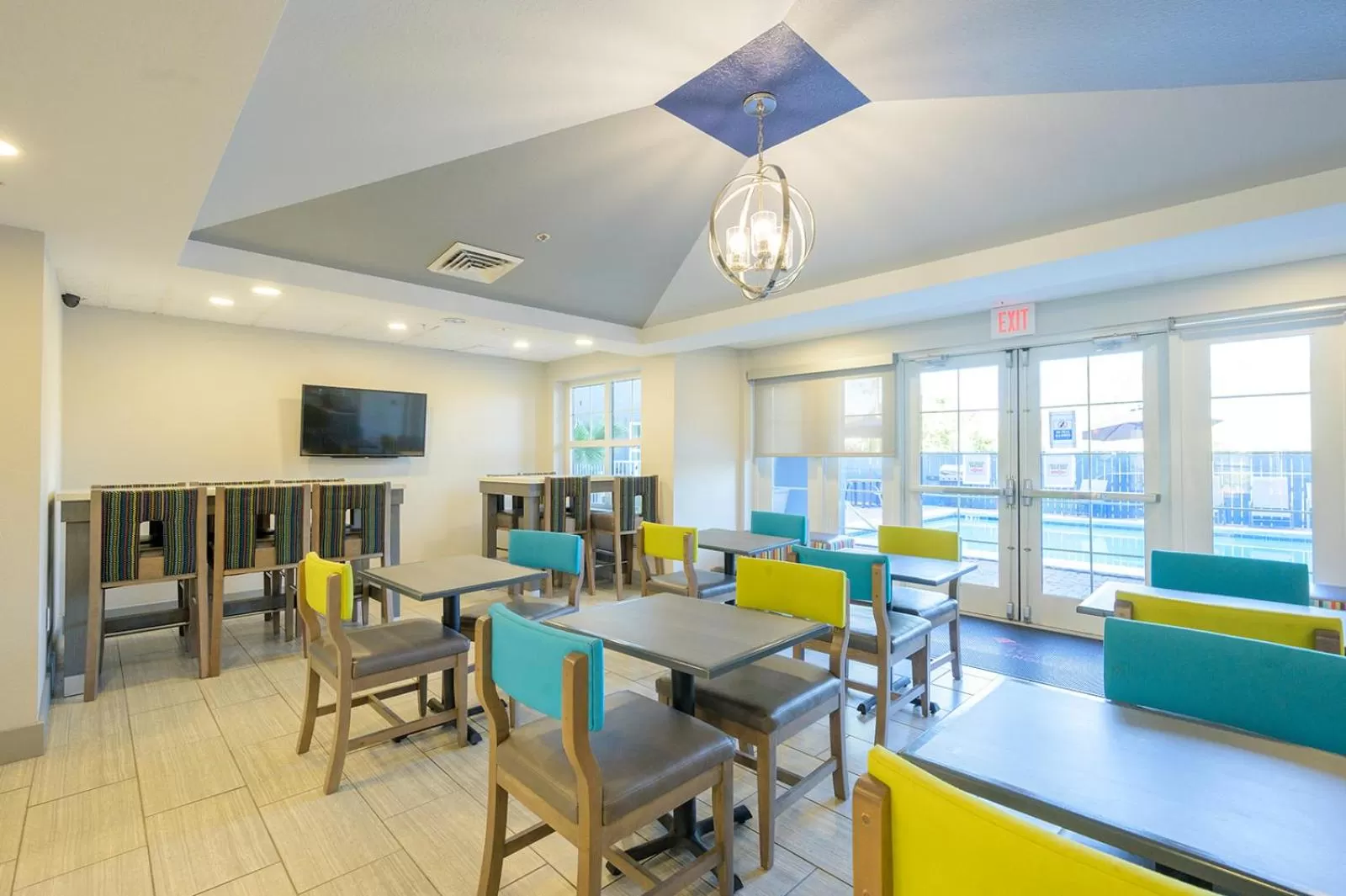 Seating area in Hawthorn Extended Stay by Wyndham Panama City Beach