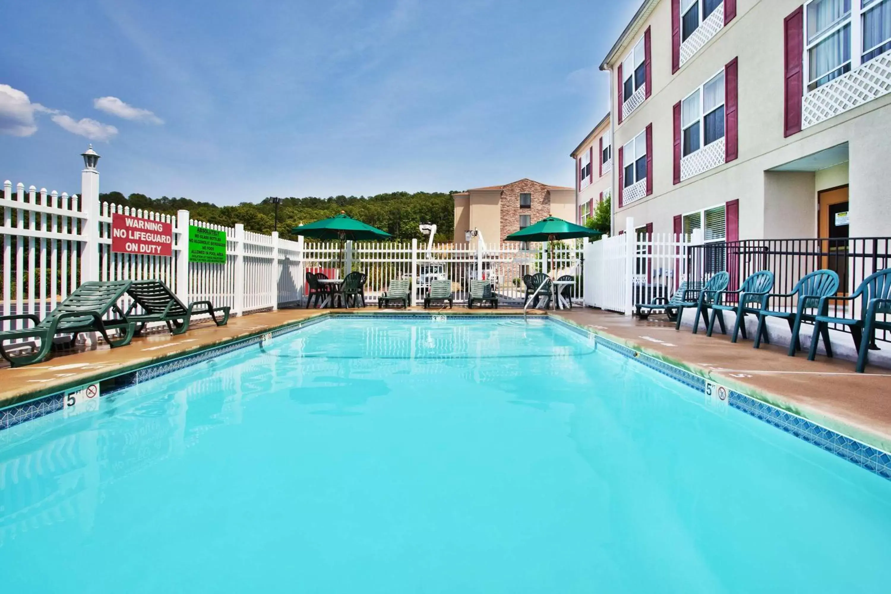 Activities, Swimming Pool in Country Inn & Suites by Radisson, Rome, GA