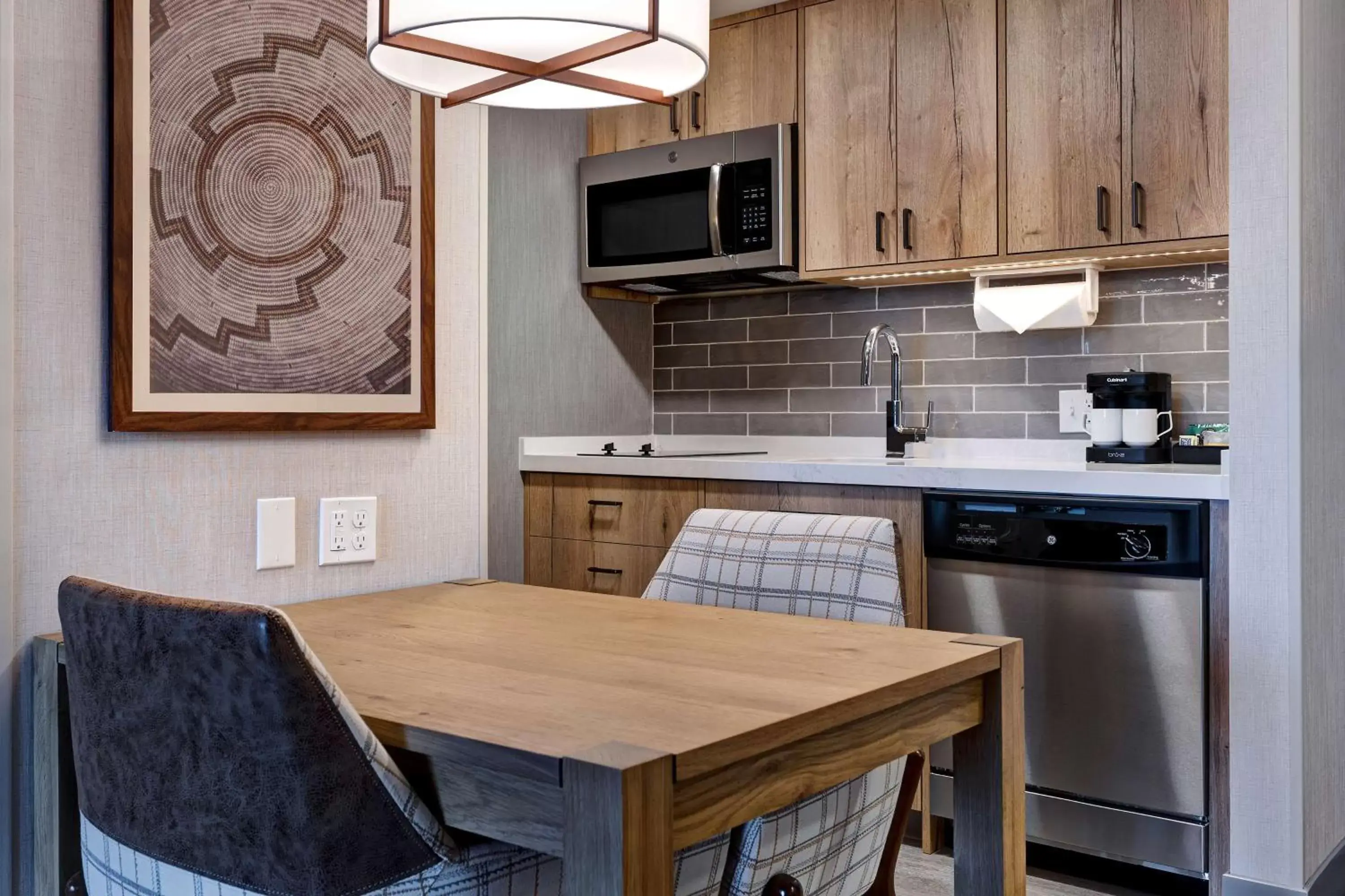 Kitchen or kitchenette, Kitchen/Kitchenette in Homewood Suites By Hilton Eagle Boise, Id