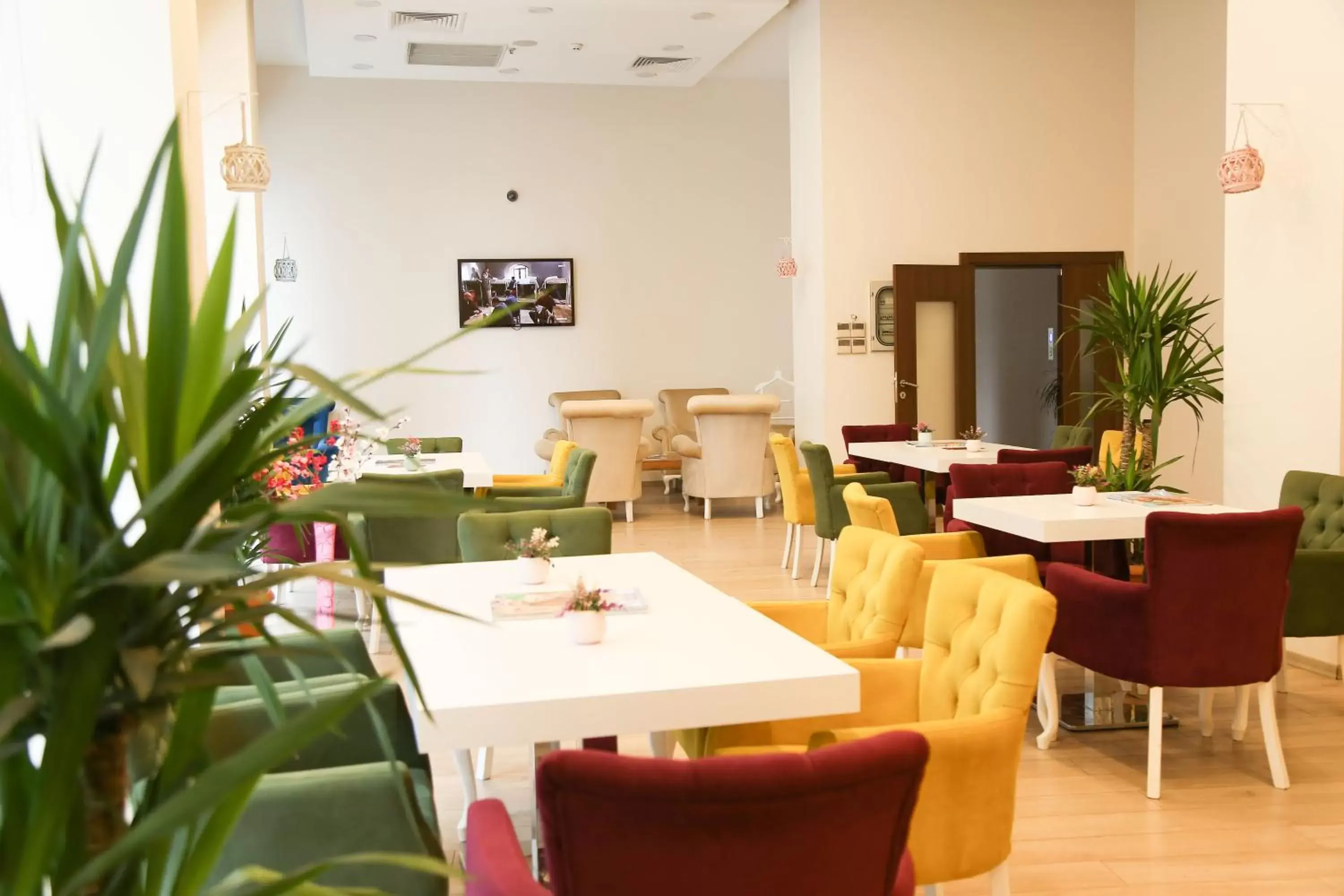 Restaurant/Places to Eat in Cebeci Grand Hotel