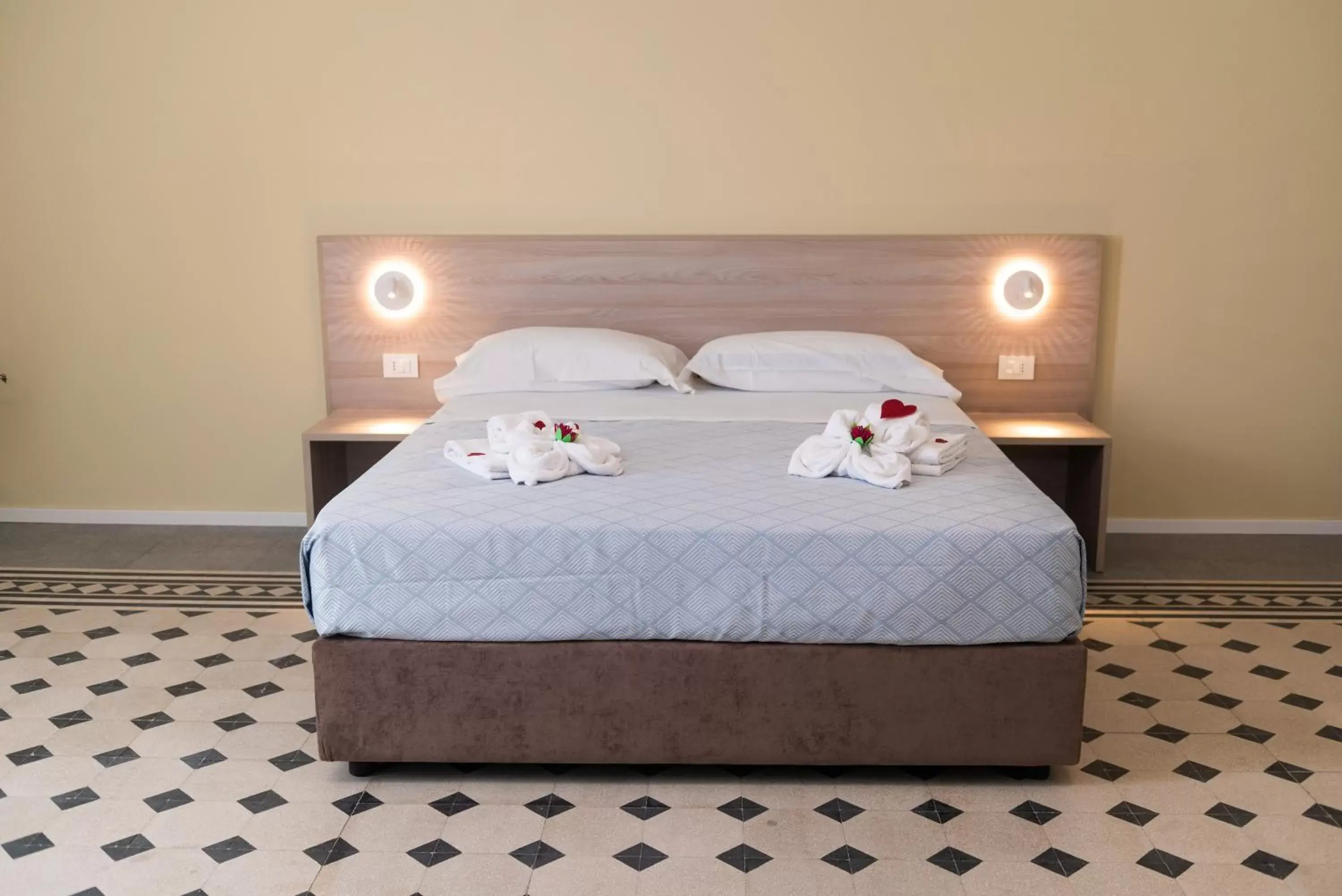Bedroom, Bed in Historico Loft & Rooms Palazzo Adragna XIX