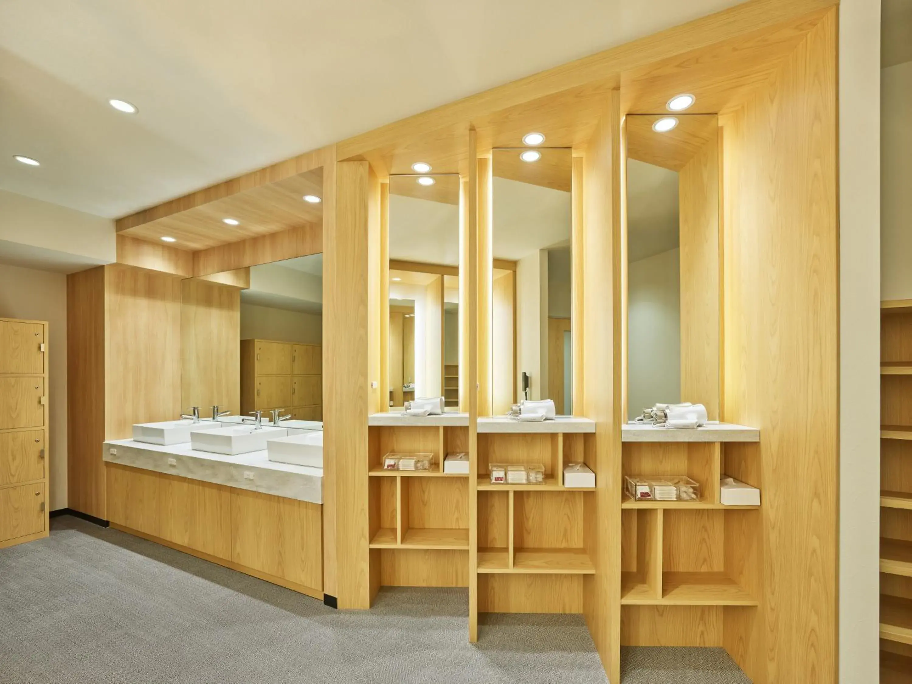 Public Bath, Business Area/Conference Room in Mitsui Garden Hotel Kyoto Kawaramachi Jokyoji