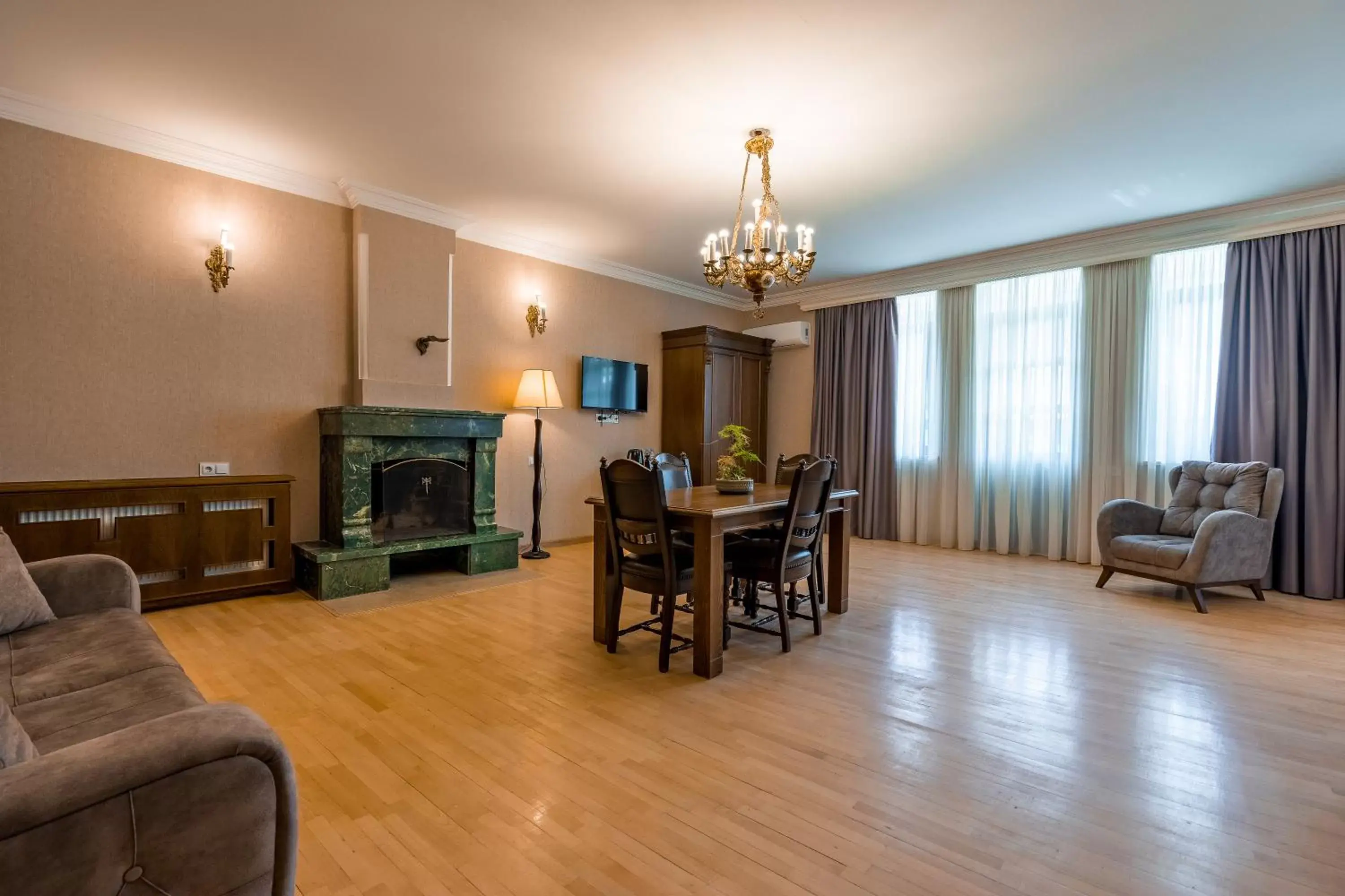 Living room, Seating Area in Hotel Imperial House