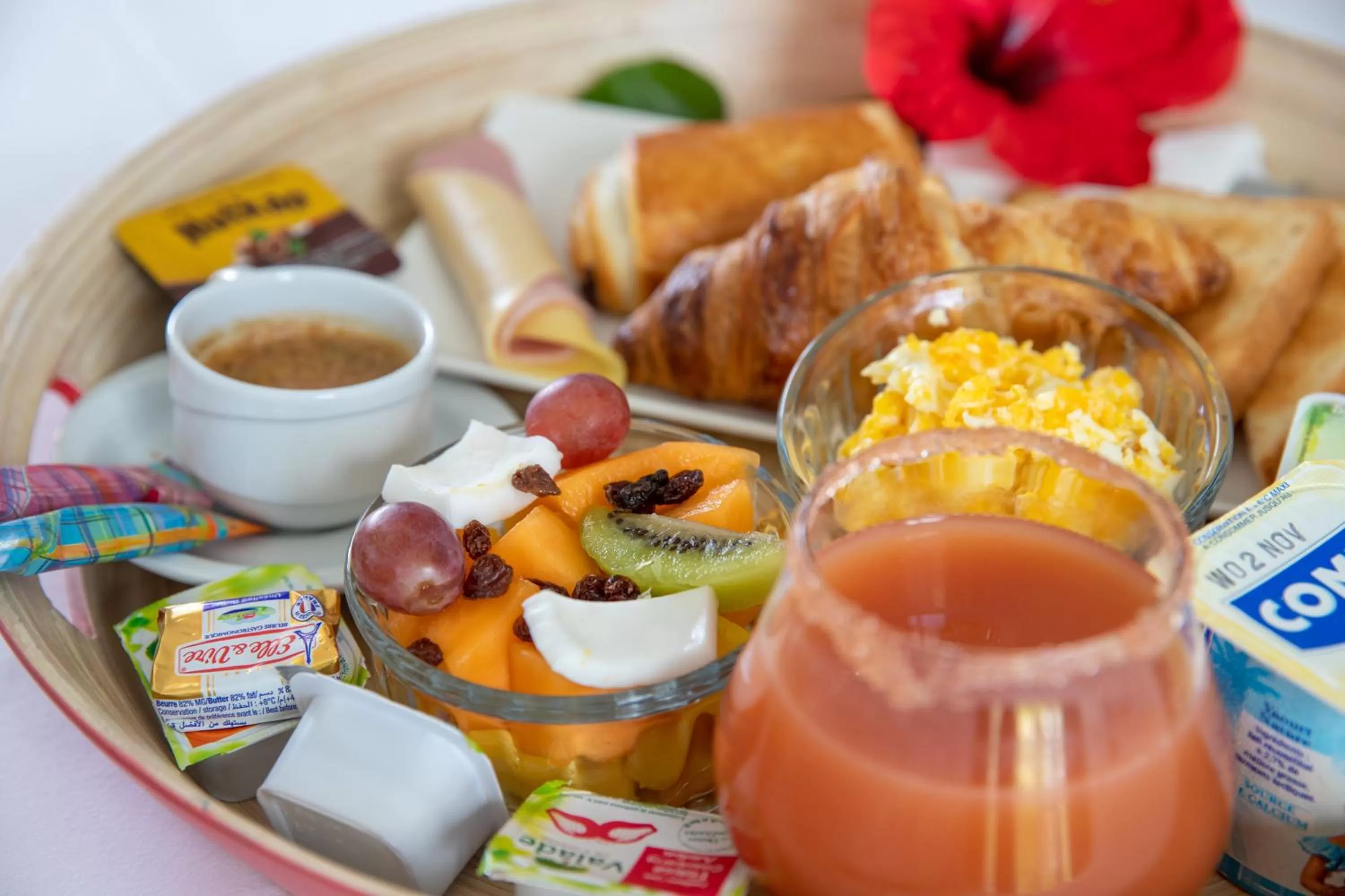 Food and drinks in Hôtel Guadeloupe Palm Suites