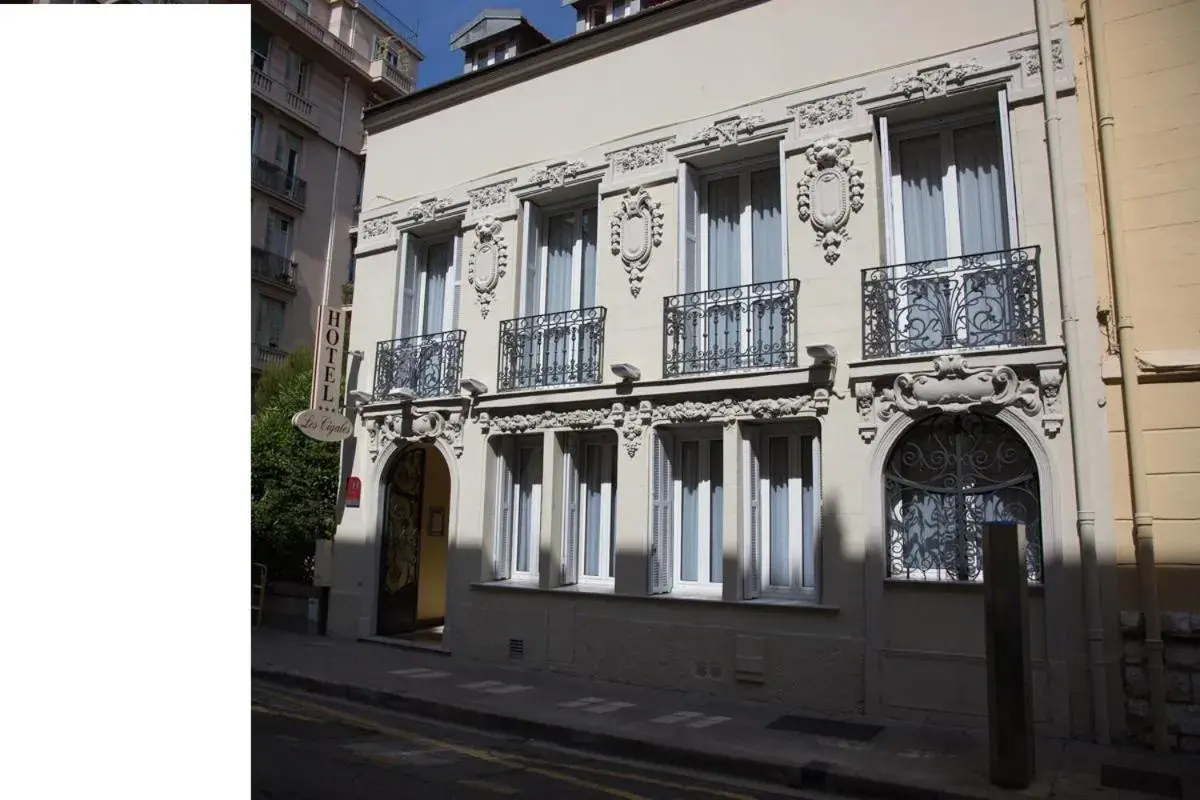 Hôtel les Cigales Hôtel les Cigales