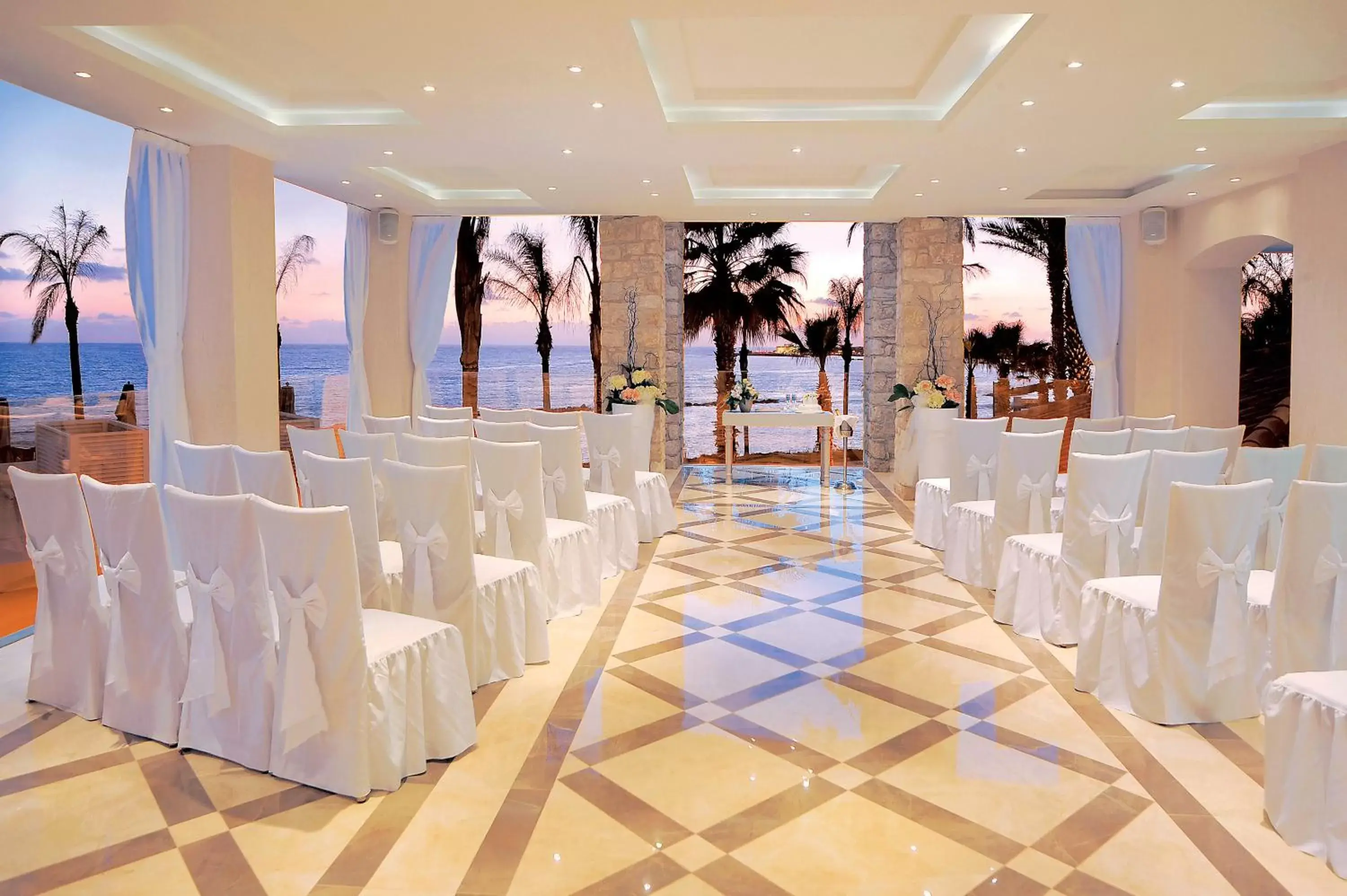 Banquet/Function facilities, Banquet Facilities in Alexander The Great Beach Hotel