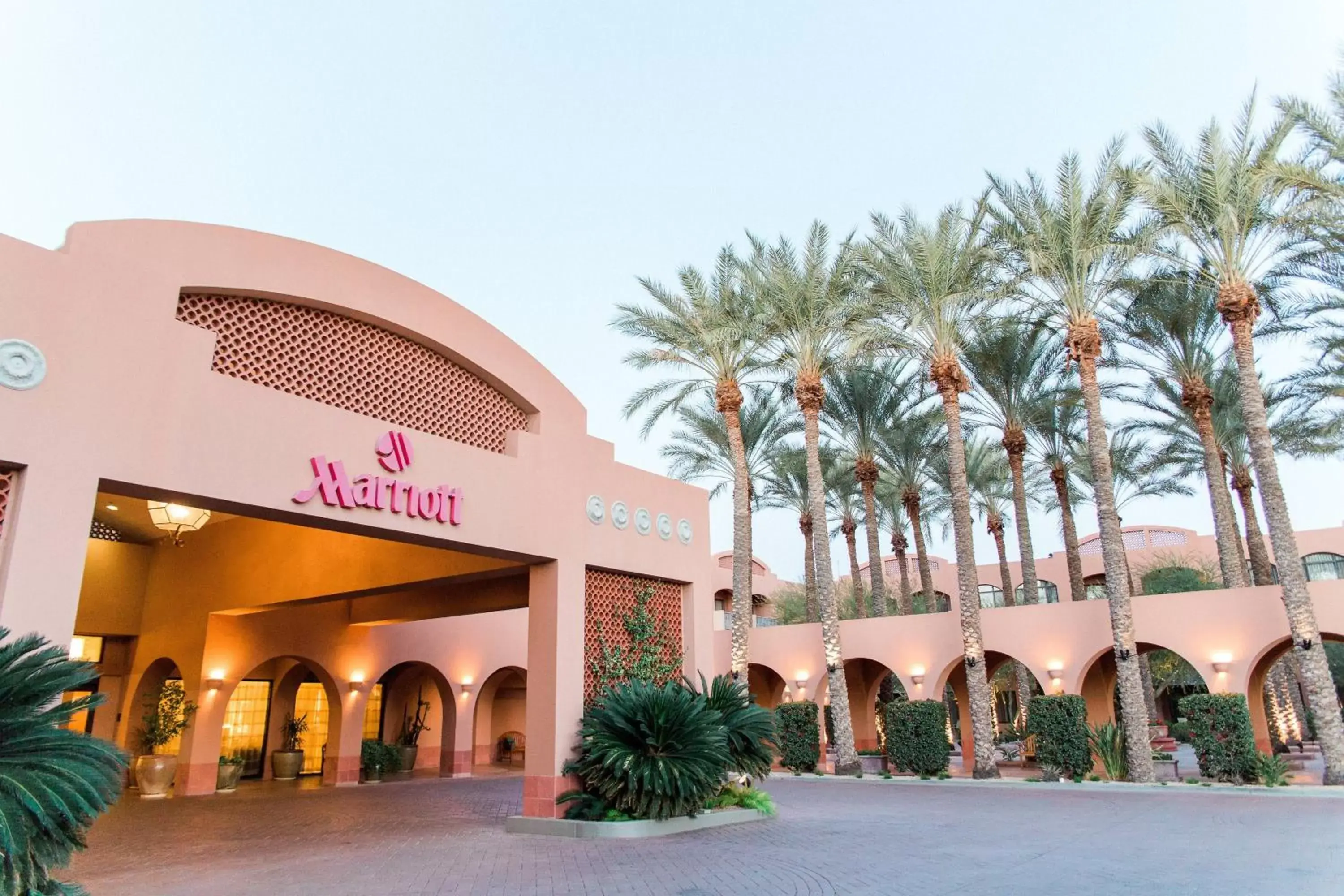 Property building in Scottsdale Marriott at McDowell Mountains