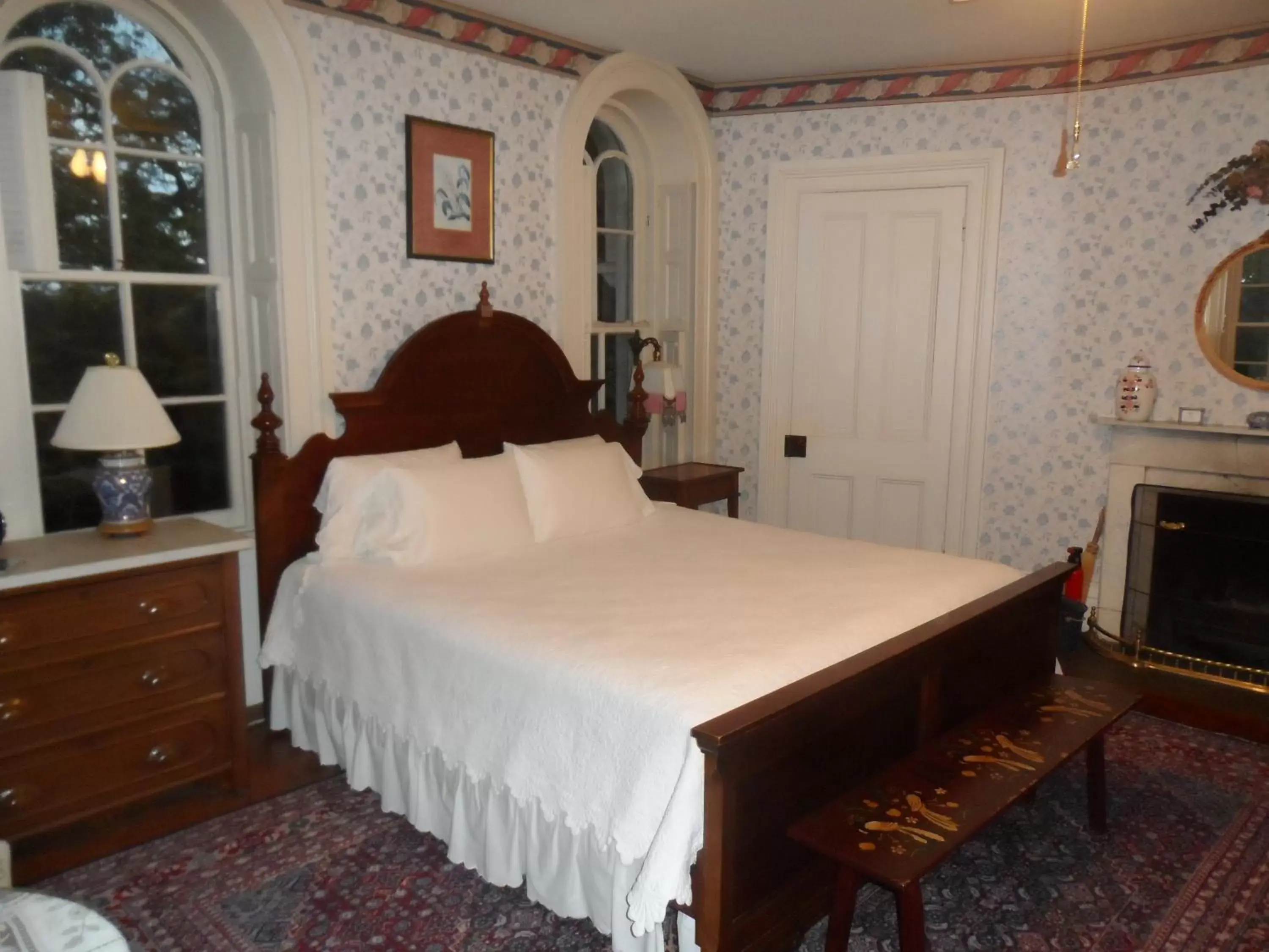 Room Photo in Mayhurst Estate