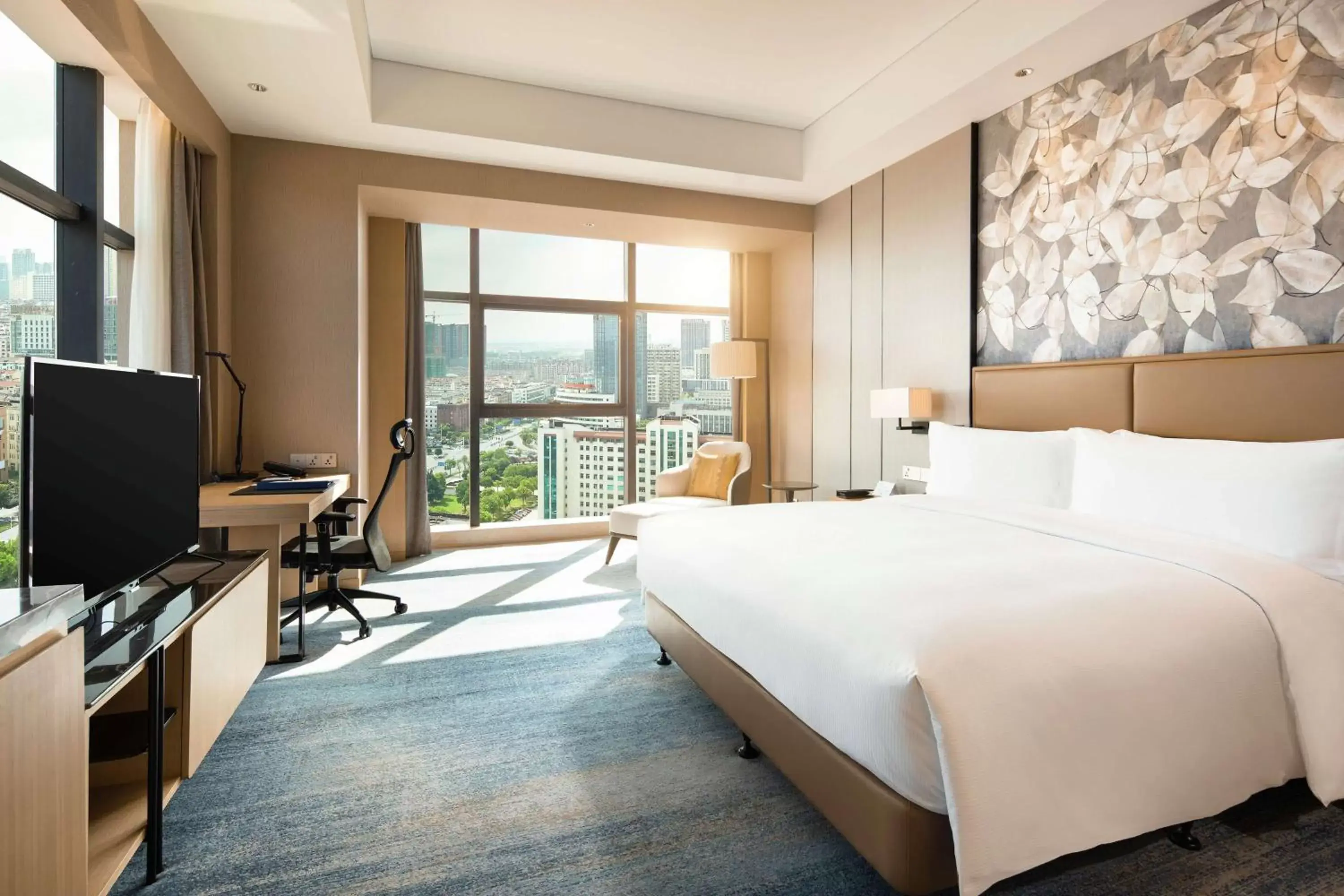 Bedroom, Bed in Doubletree By Hilton Yangzhou