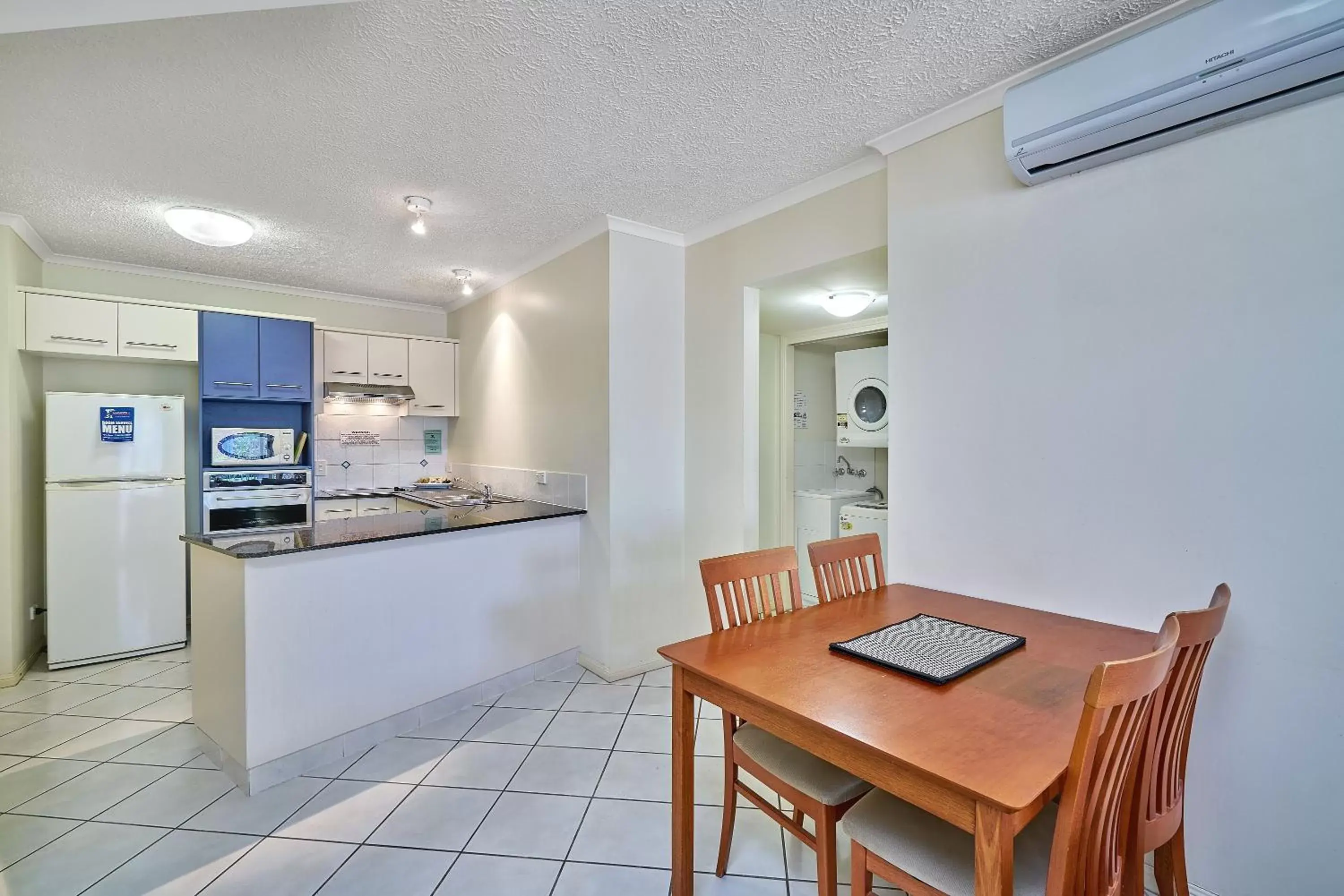 Kitchen or kitchenette, Kitchen/Kitchenette in North Cove Waterfront Suites