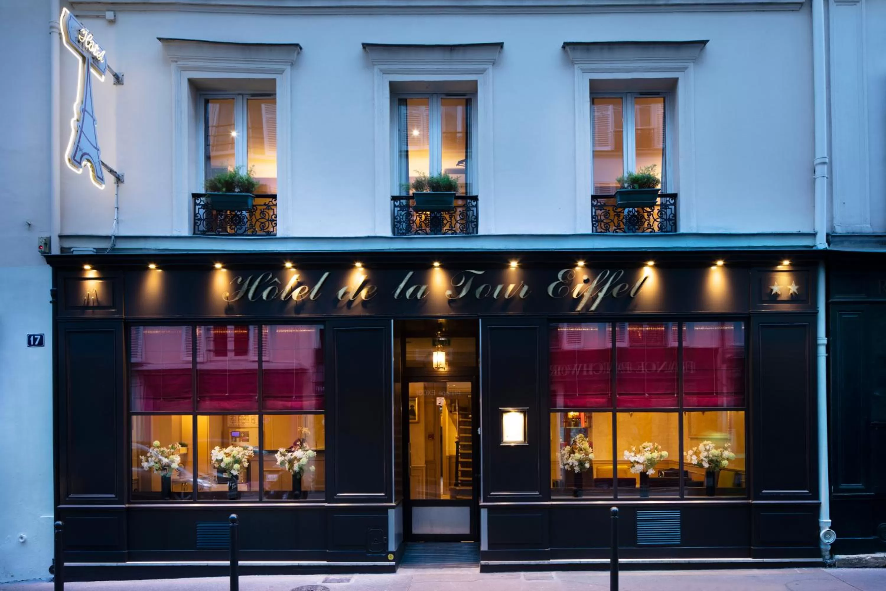 Facade/entrance in Hôtel de la Tour Eiffel