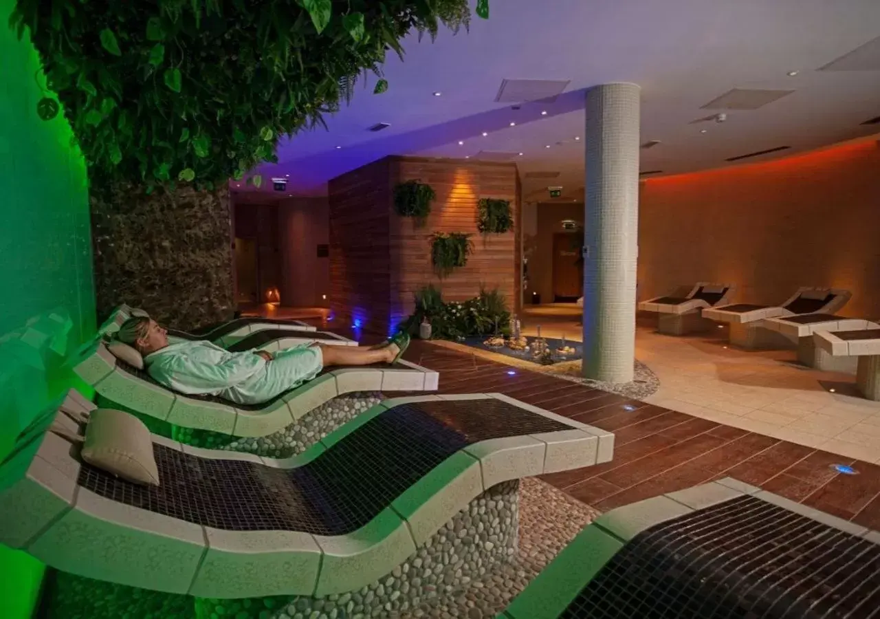 Spa and wellness centre/facilities, Swimming Pool in The Kingsley Hotel