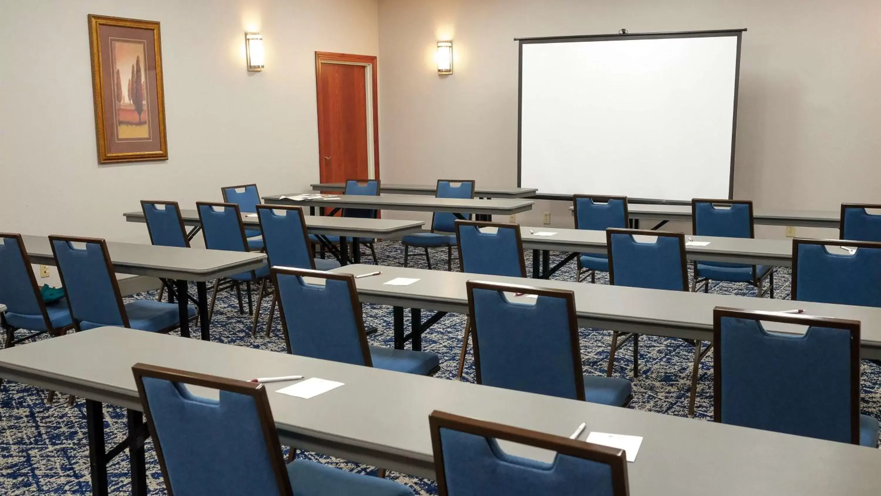 Meeting/conference room in Best Western Plus Mid Nebraska Inn & Suites