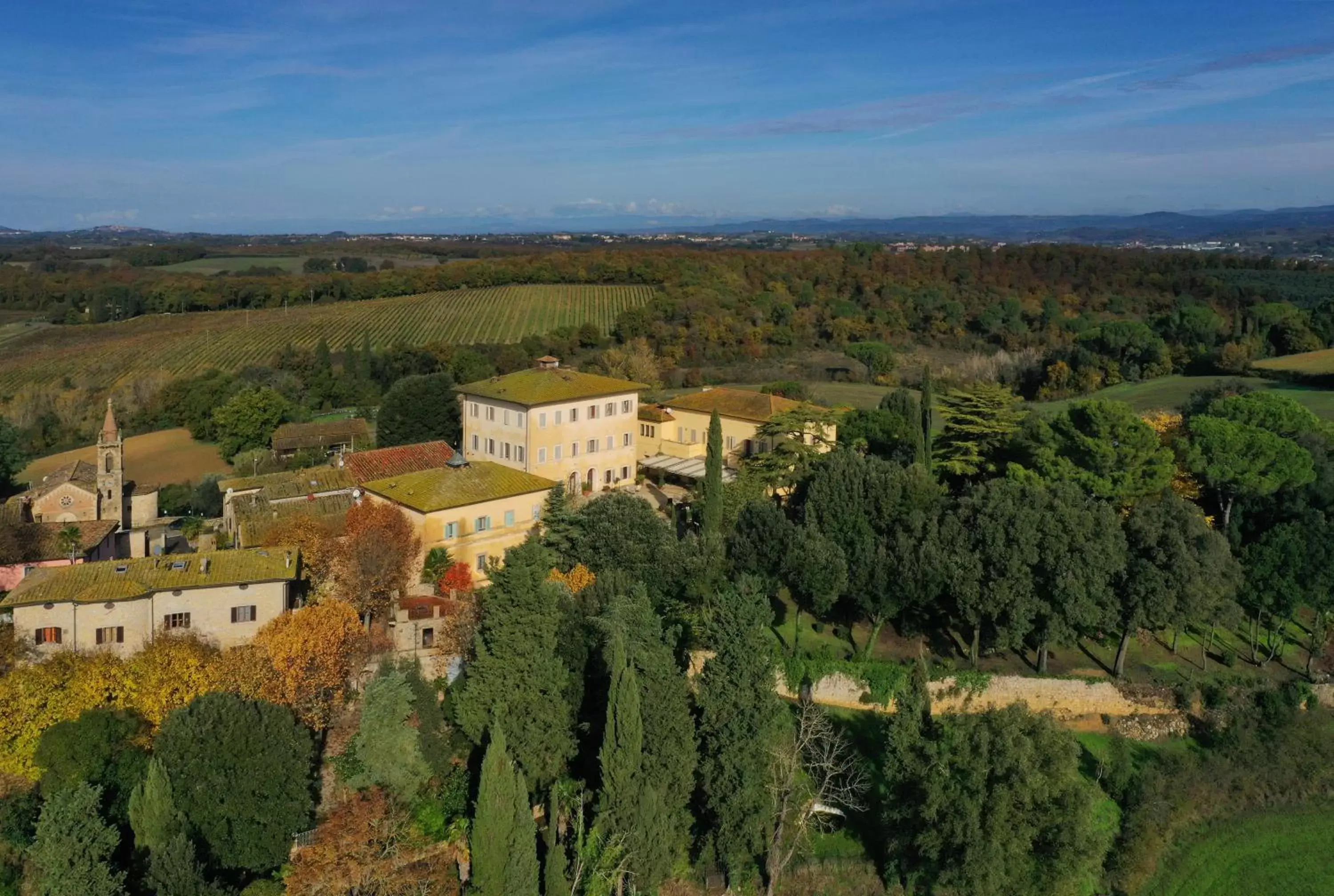 Bird's eye view, Bird's-eye View in Villa Sabolini