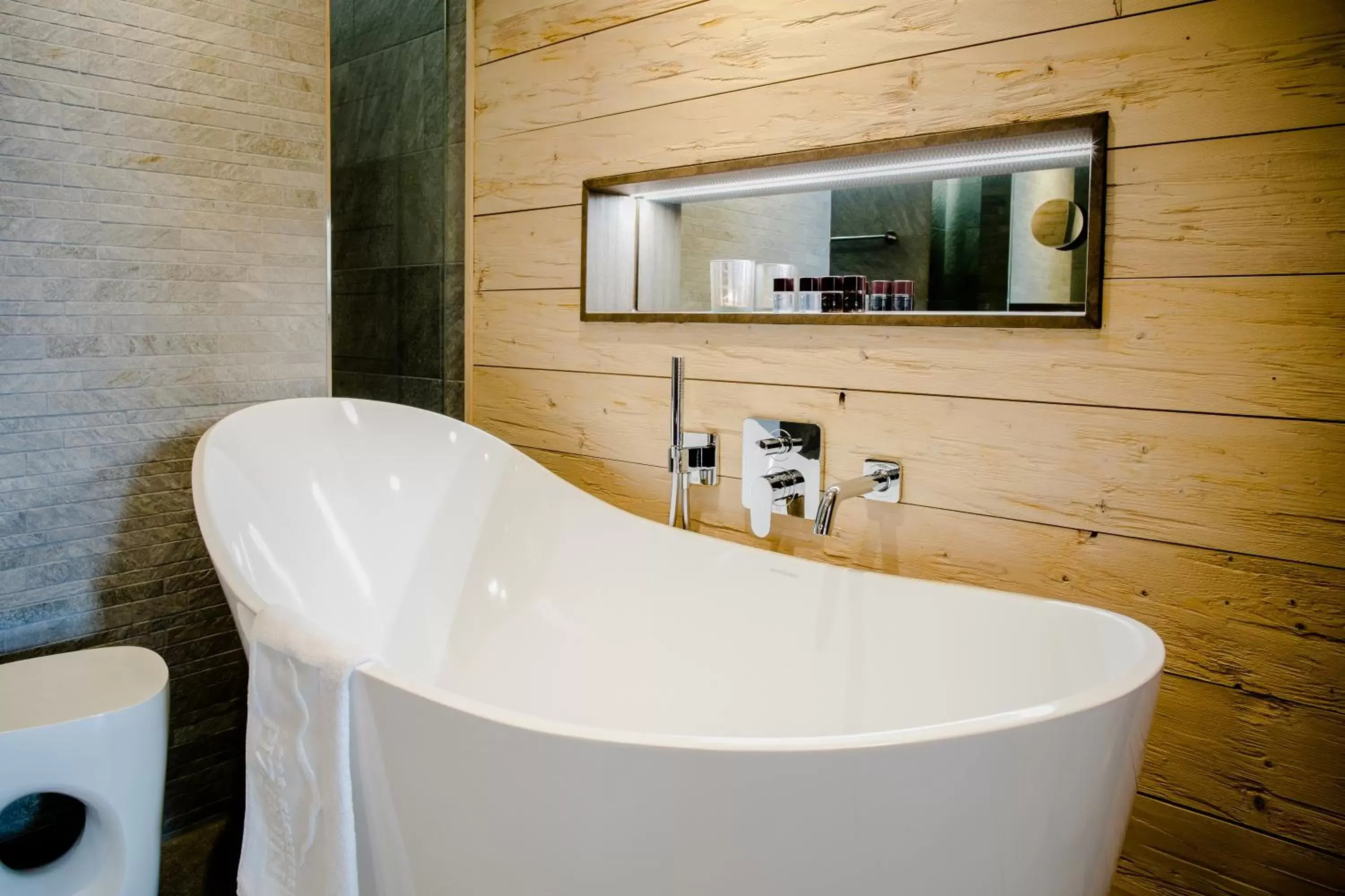 Bathroom in Hotel Piz Buin Klosters