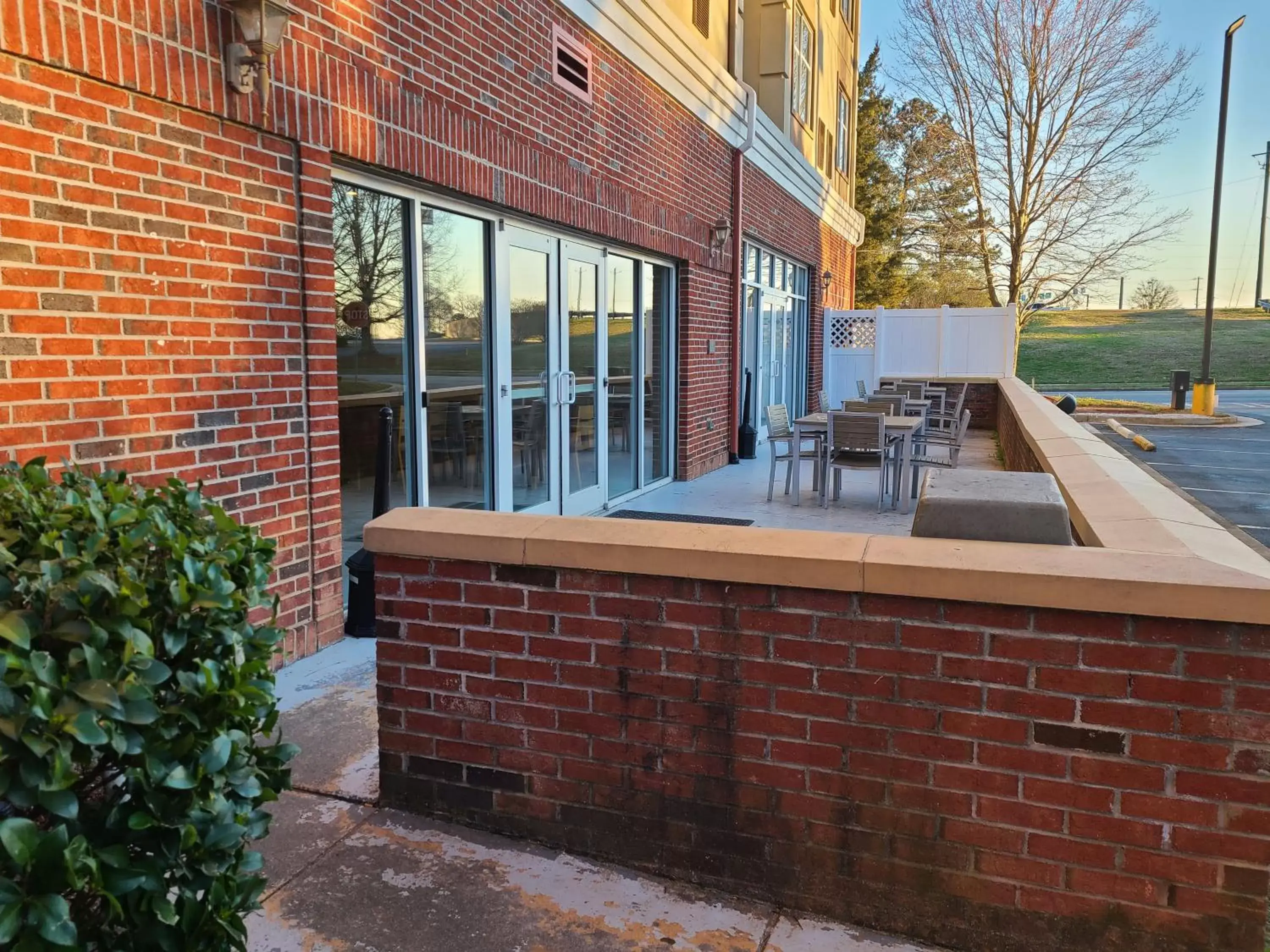 Patio in Country Inn & Suites by Radisson, Conyers, GA