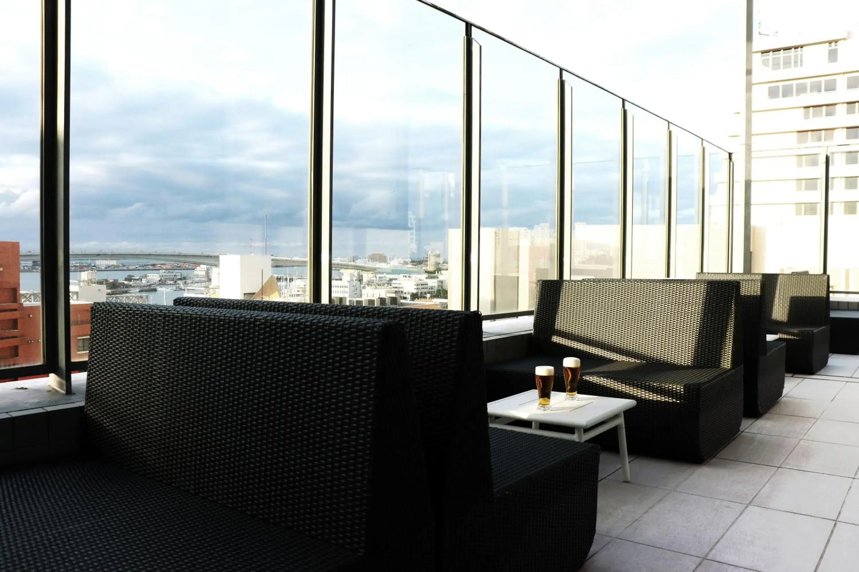 Lounge or bar in Hotel Aqua Citta Naha