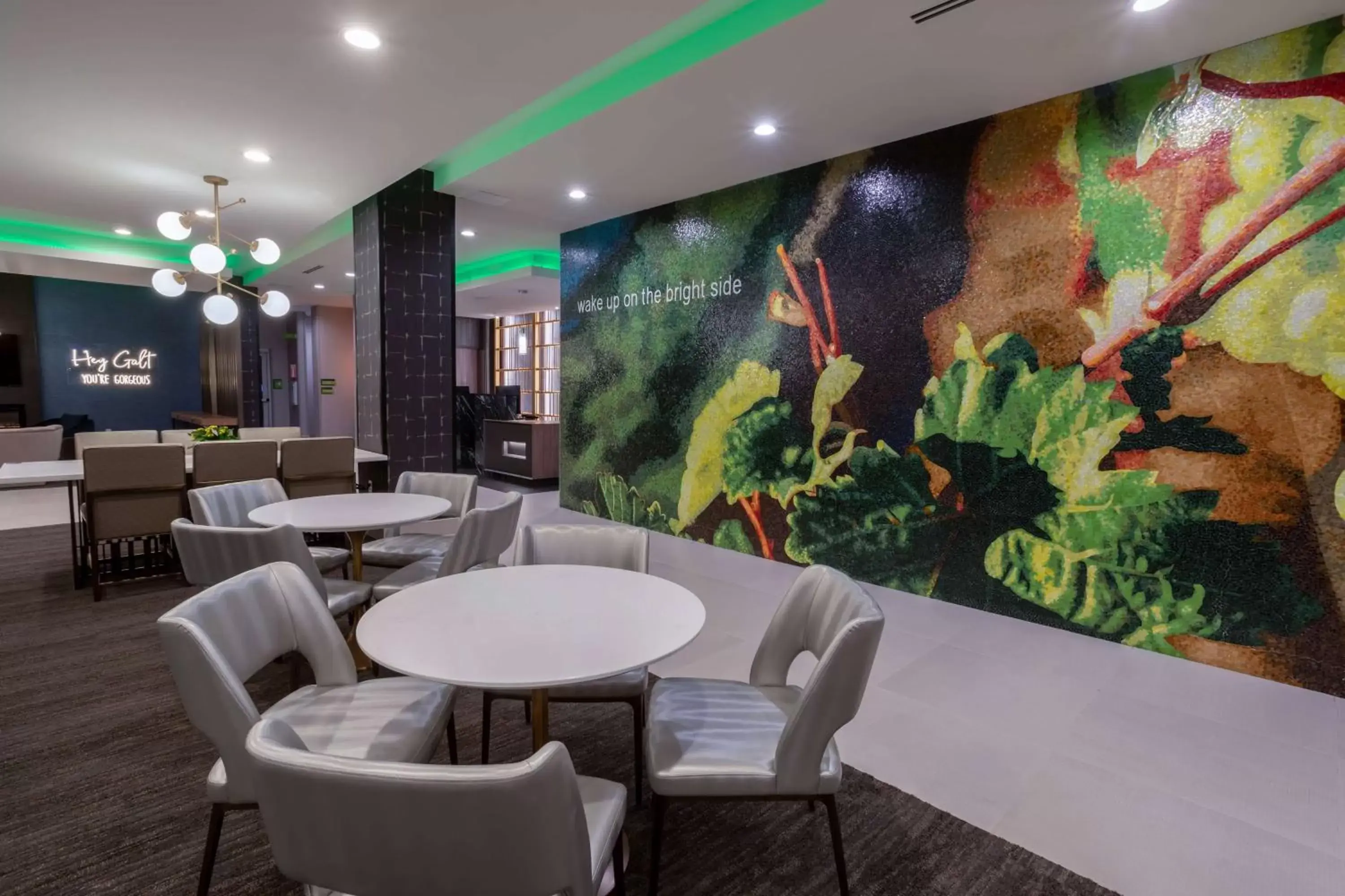 Lobby or reception, Lounge/Bar in La Quinta Inn & Suites by Wyndham Galt Lodi North