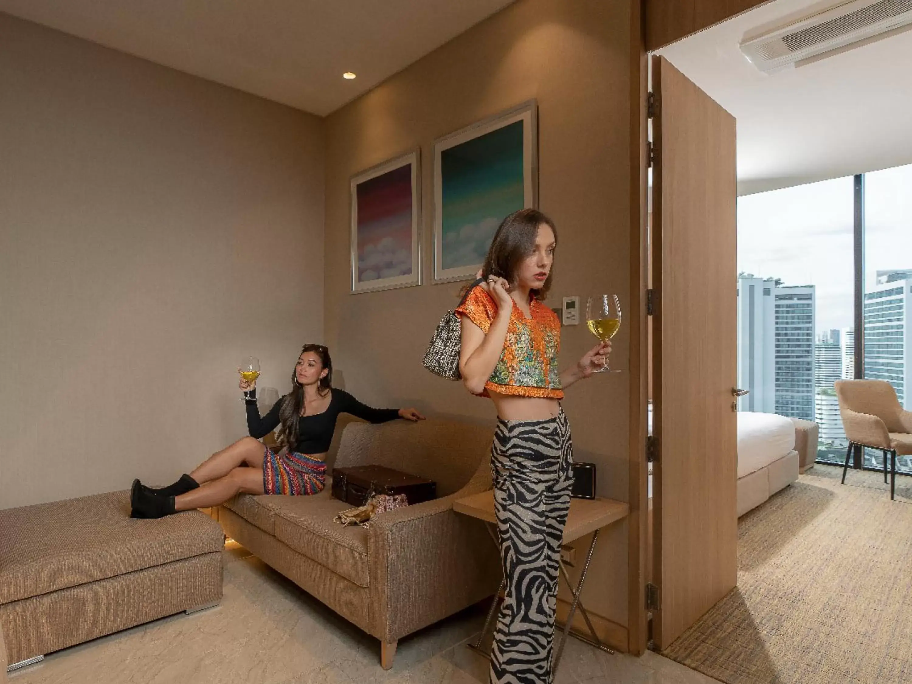 Living room in SKYVIEW Hotel Bangkok - Em District